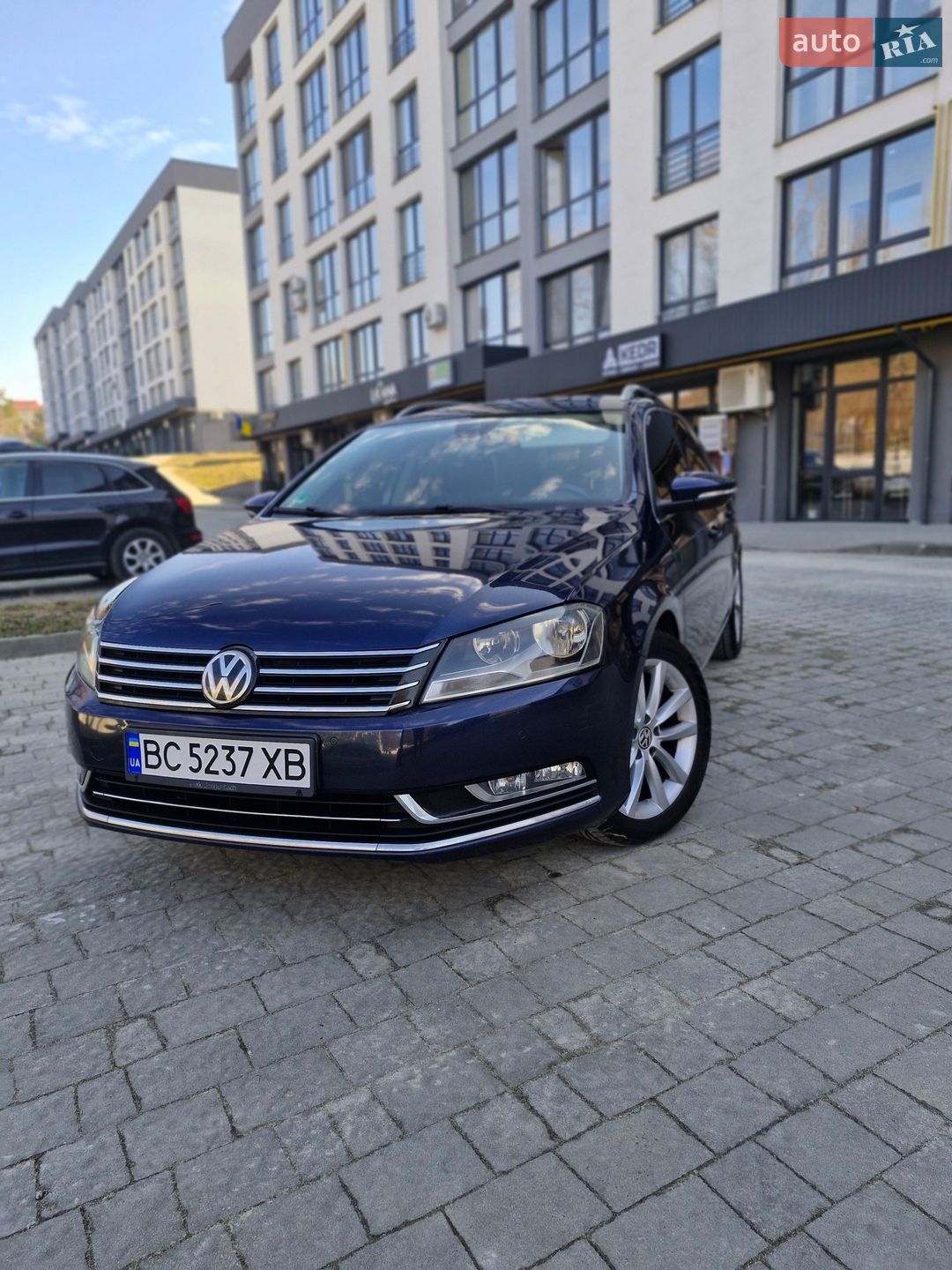 VOLKSWAGEN PASSAT VARIANT 2012