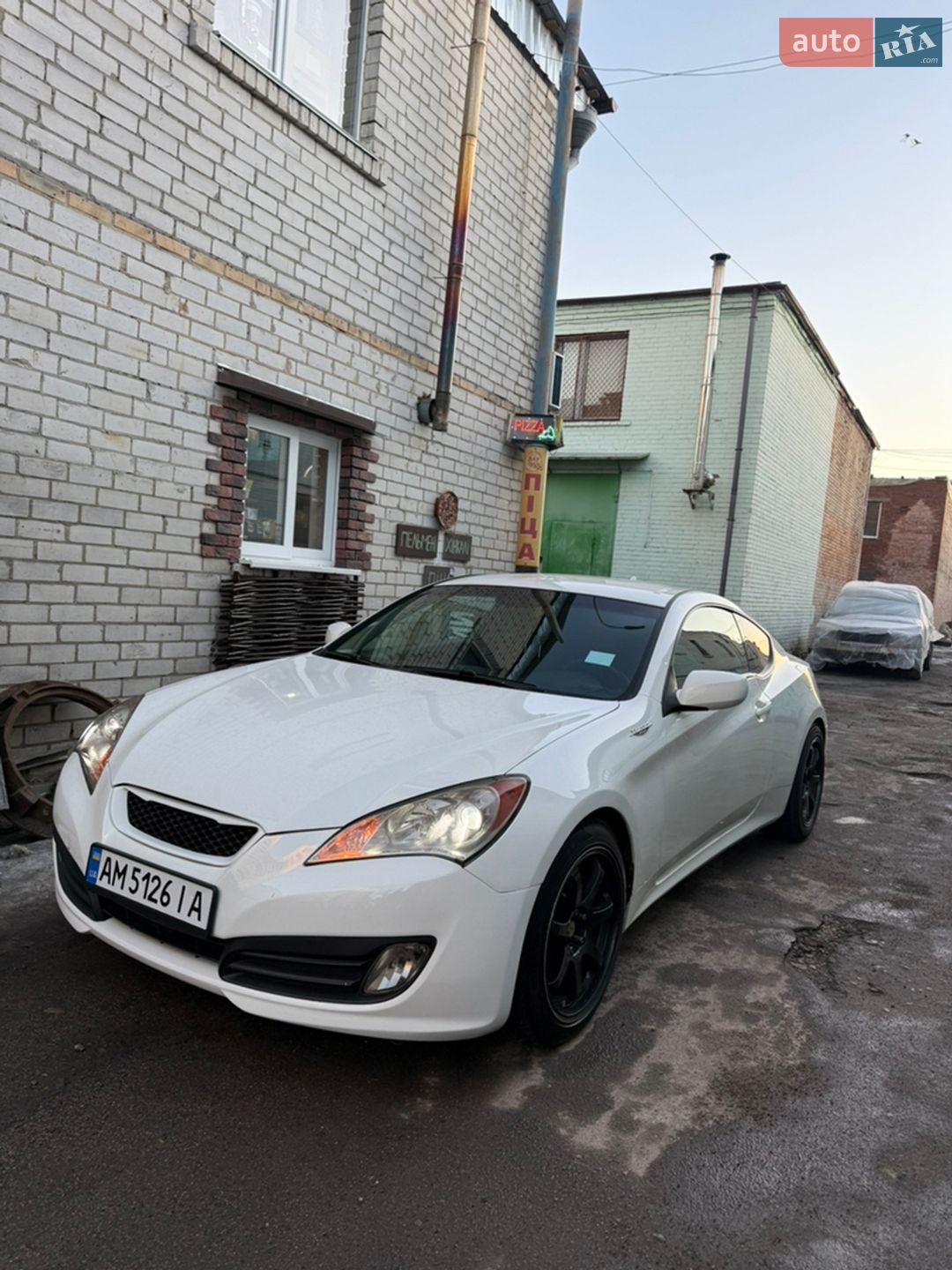 HYUNDAI GENESIS COUPE 2011