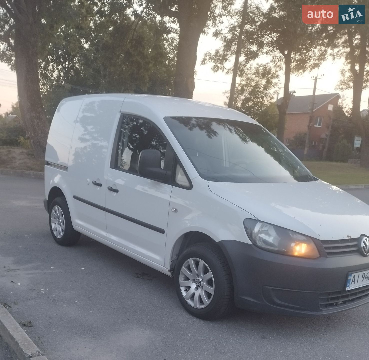 VOLKSWAGEN CADDY 2013