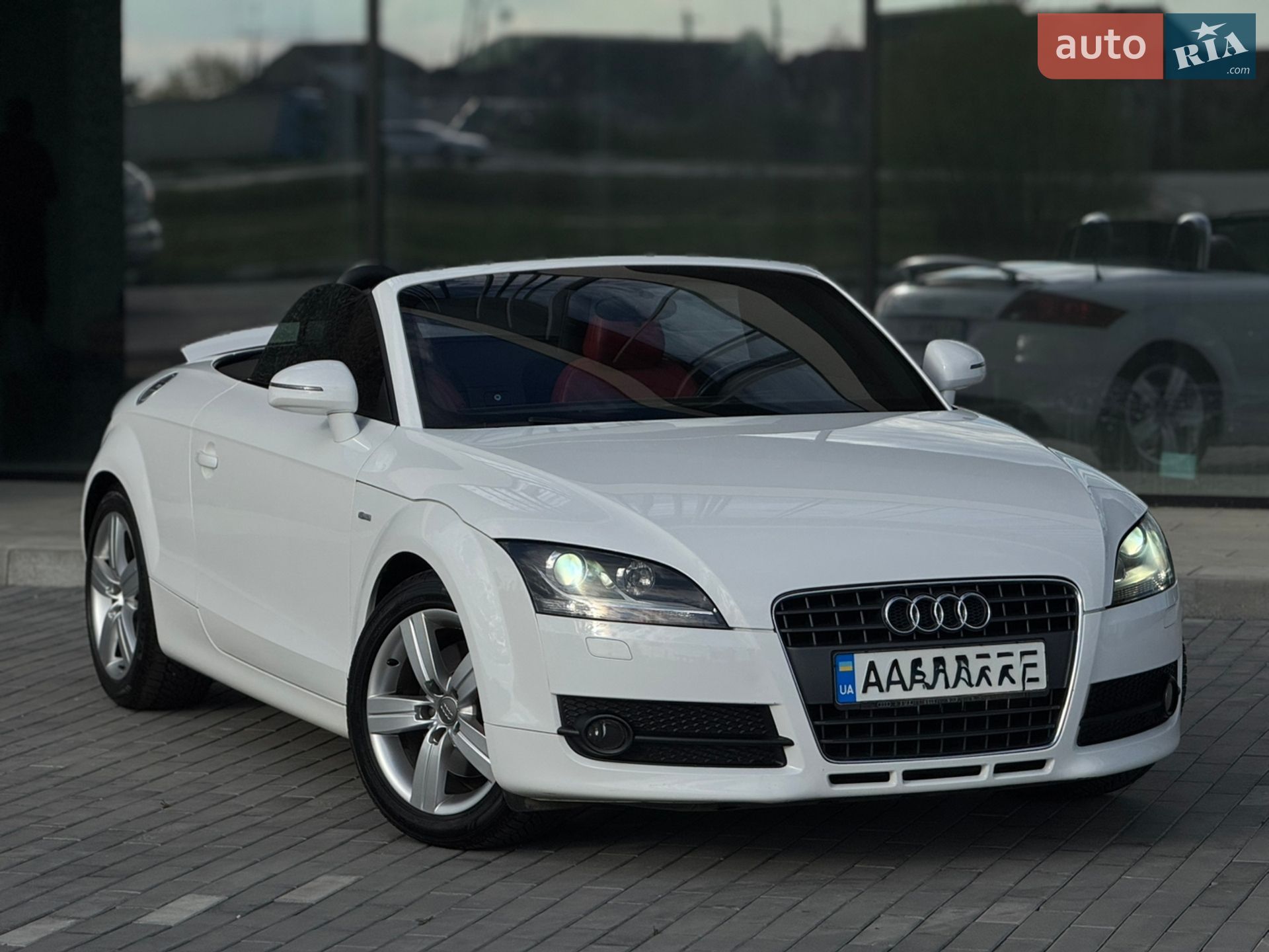 AUDI TT