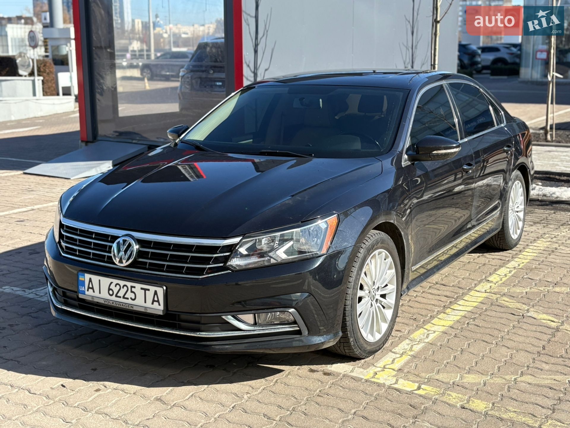 VOLKSWAGEN PASSAT 2016