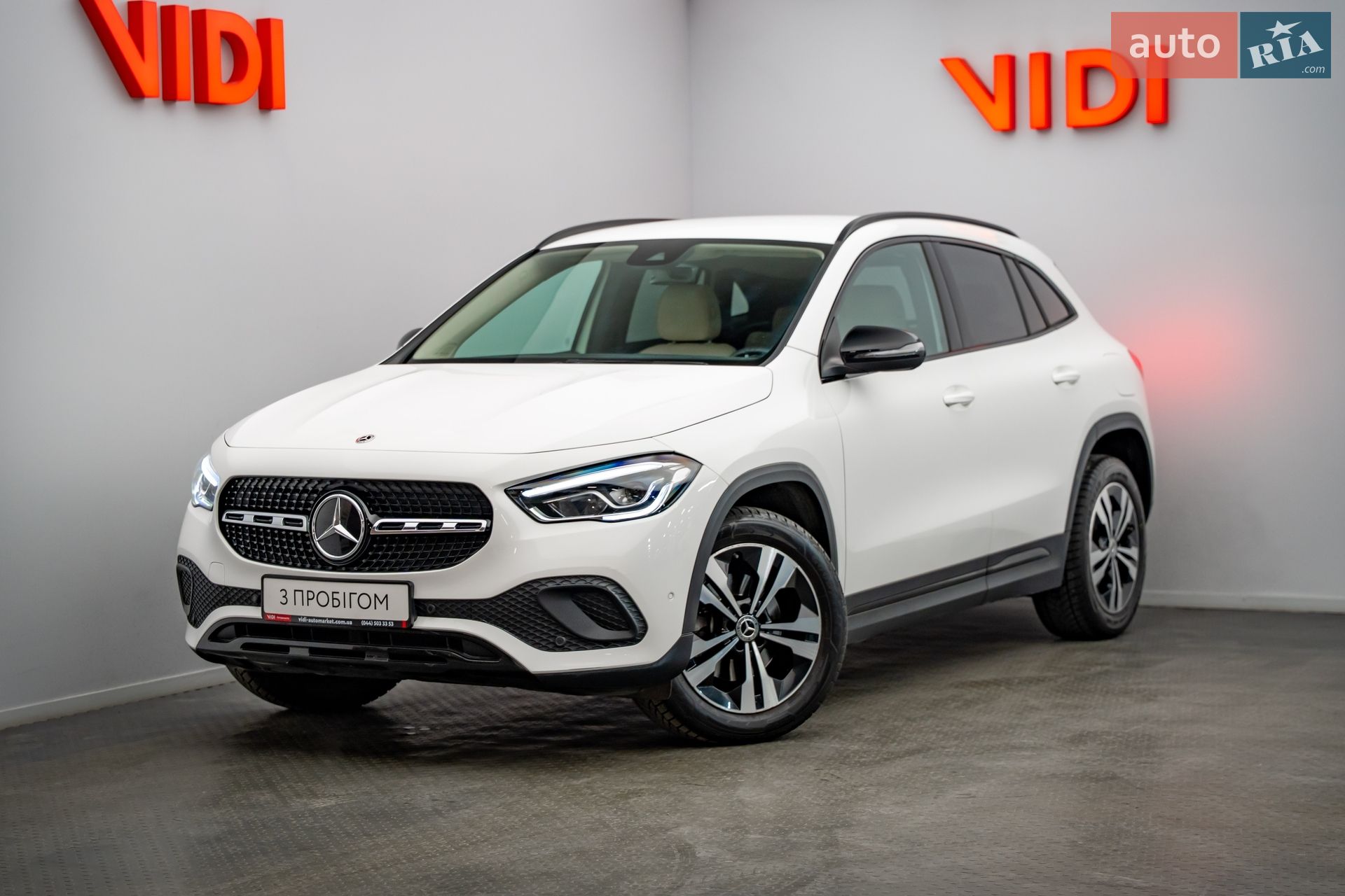 MERCEDES-BENZ GLA 200 2023