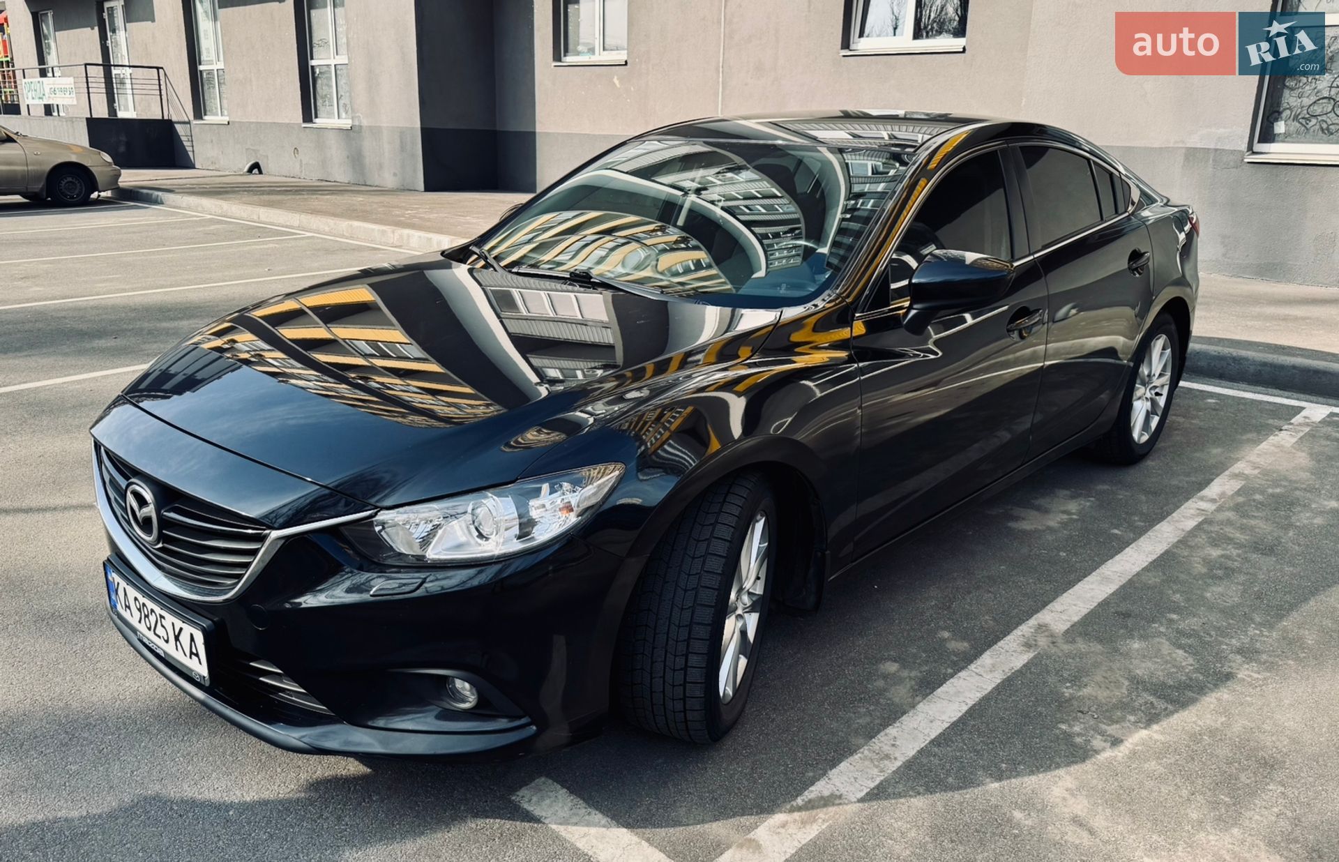 Головне фото звіту автомобіля MAZDA 6 2013