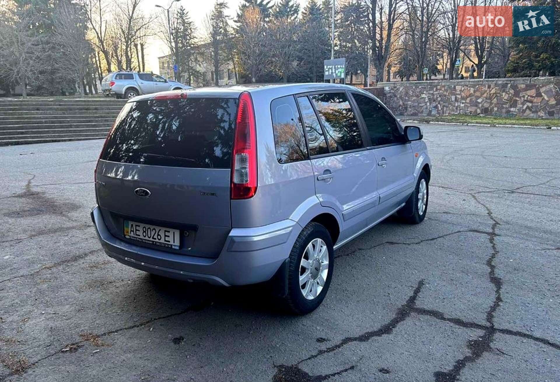 FORD FUSION 2010