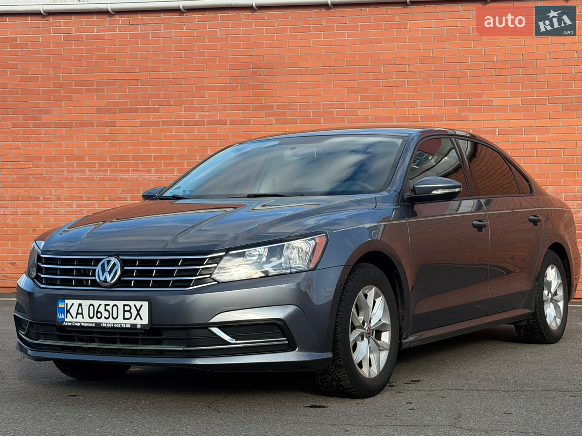 VOLKSWAGEN PASSAT 2017
