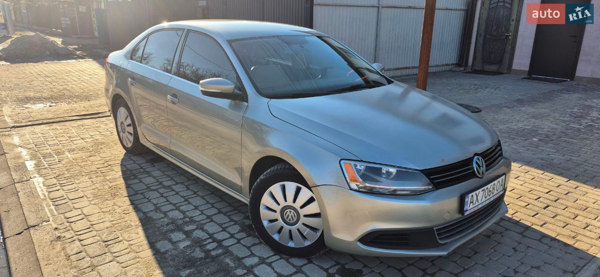 VOLKSWAGEN JETTA 2012