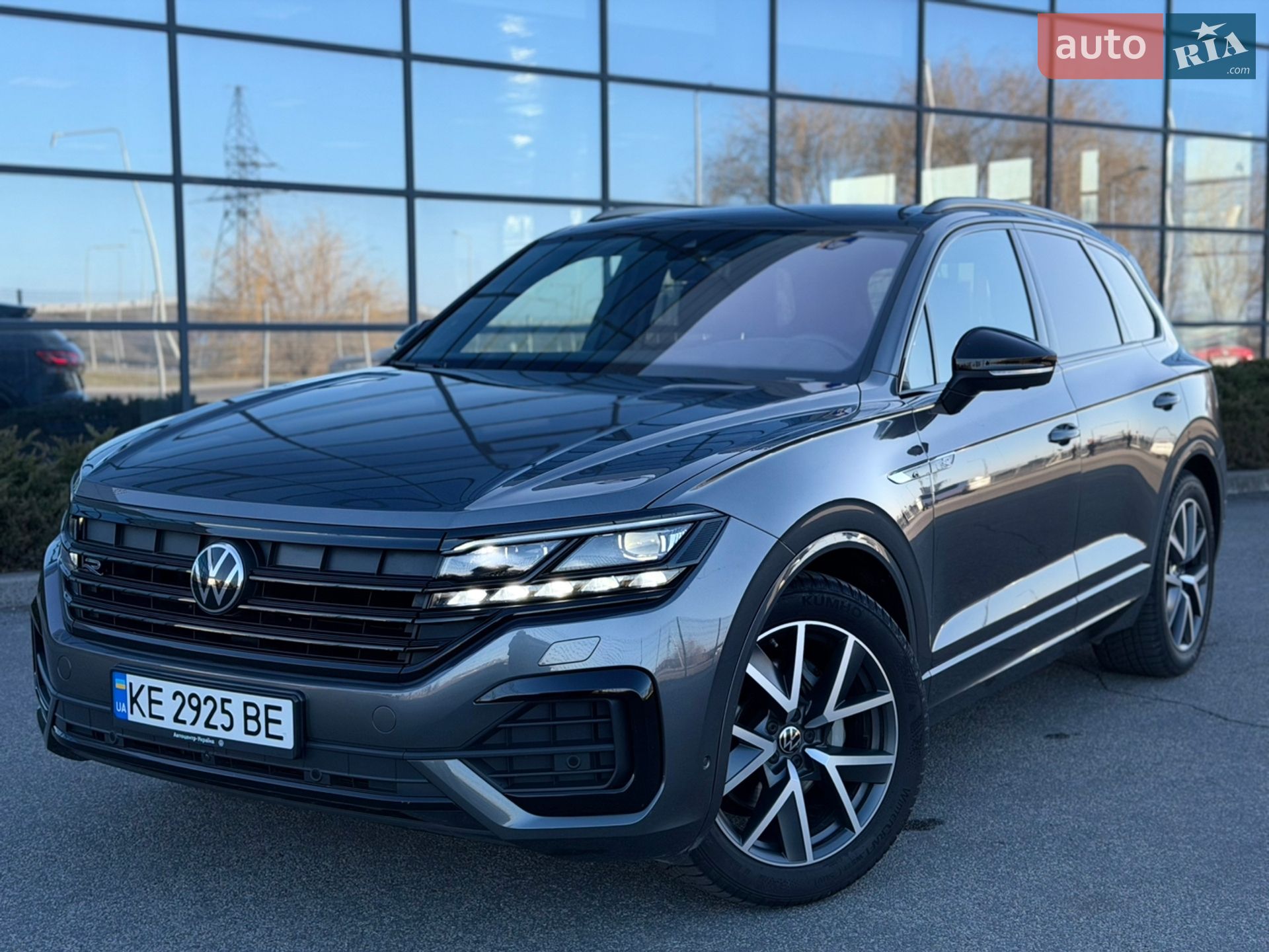VOLKSWAGEN TOUAREG