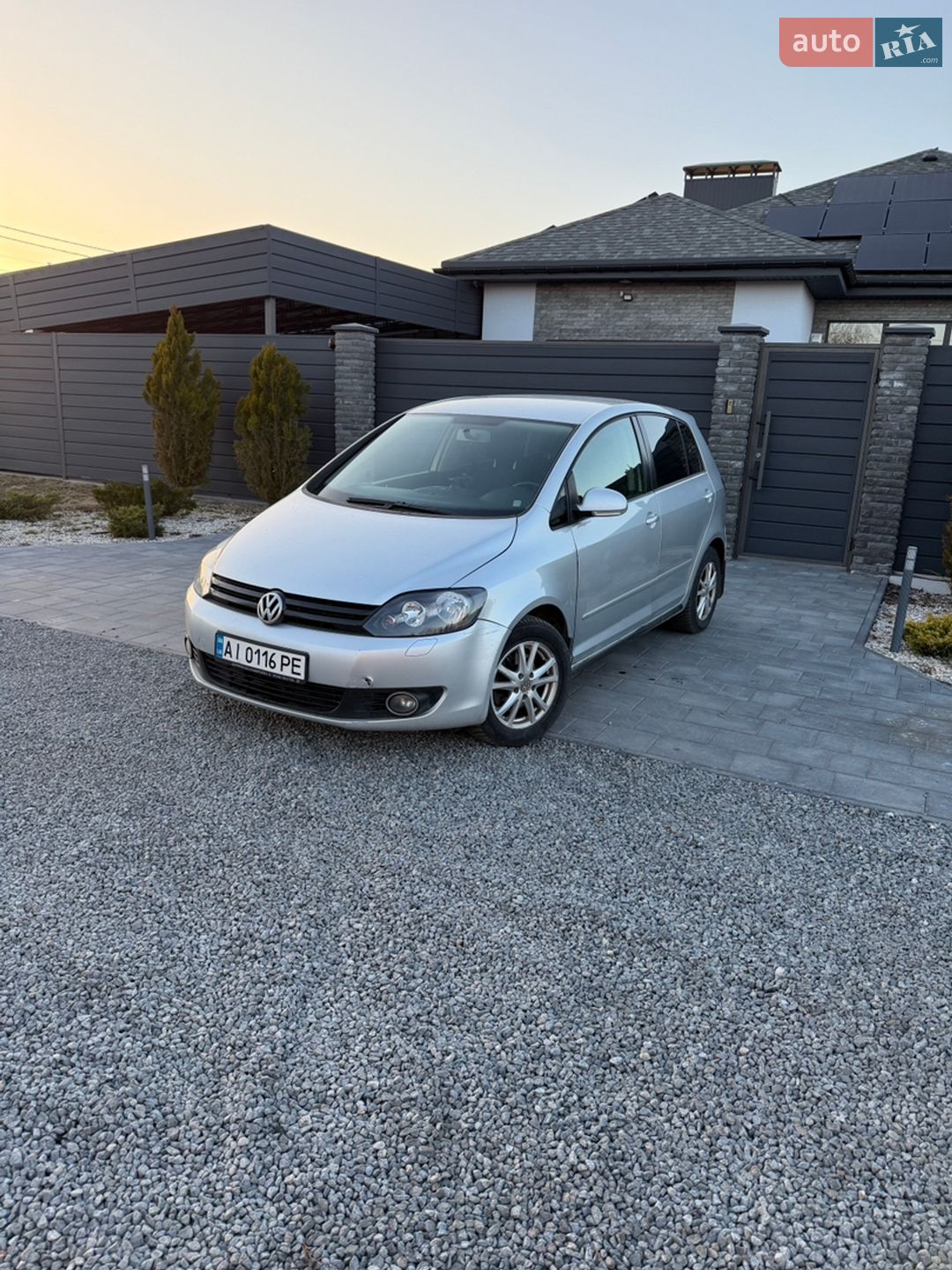 VOLKSWAGEN GOLF PLUS 2011