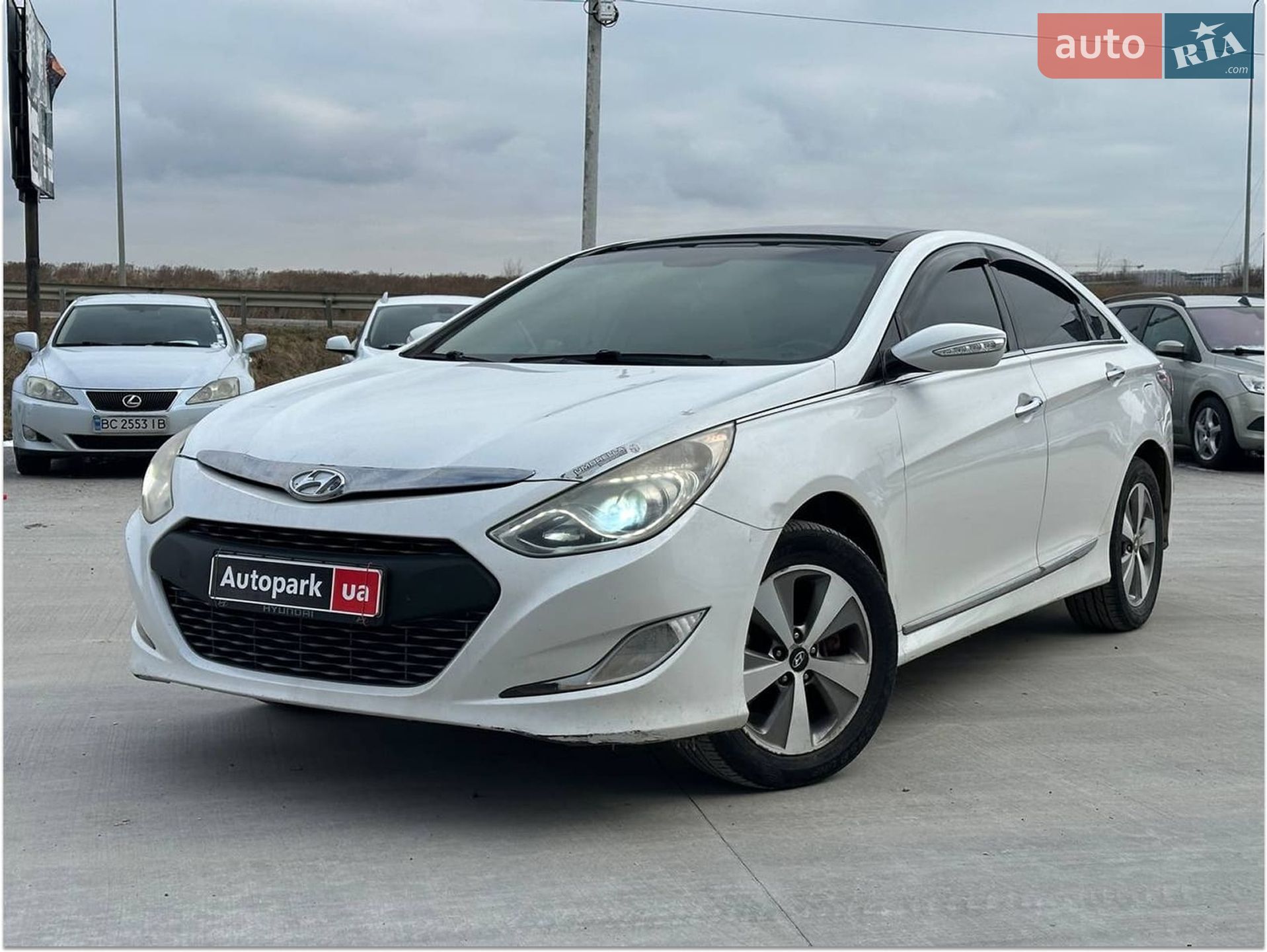 Головне фото звіту автомобіля HYUNDAI SONATA 2012