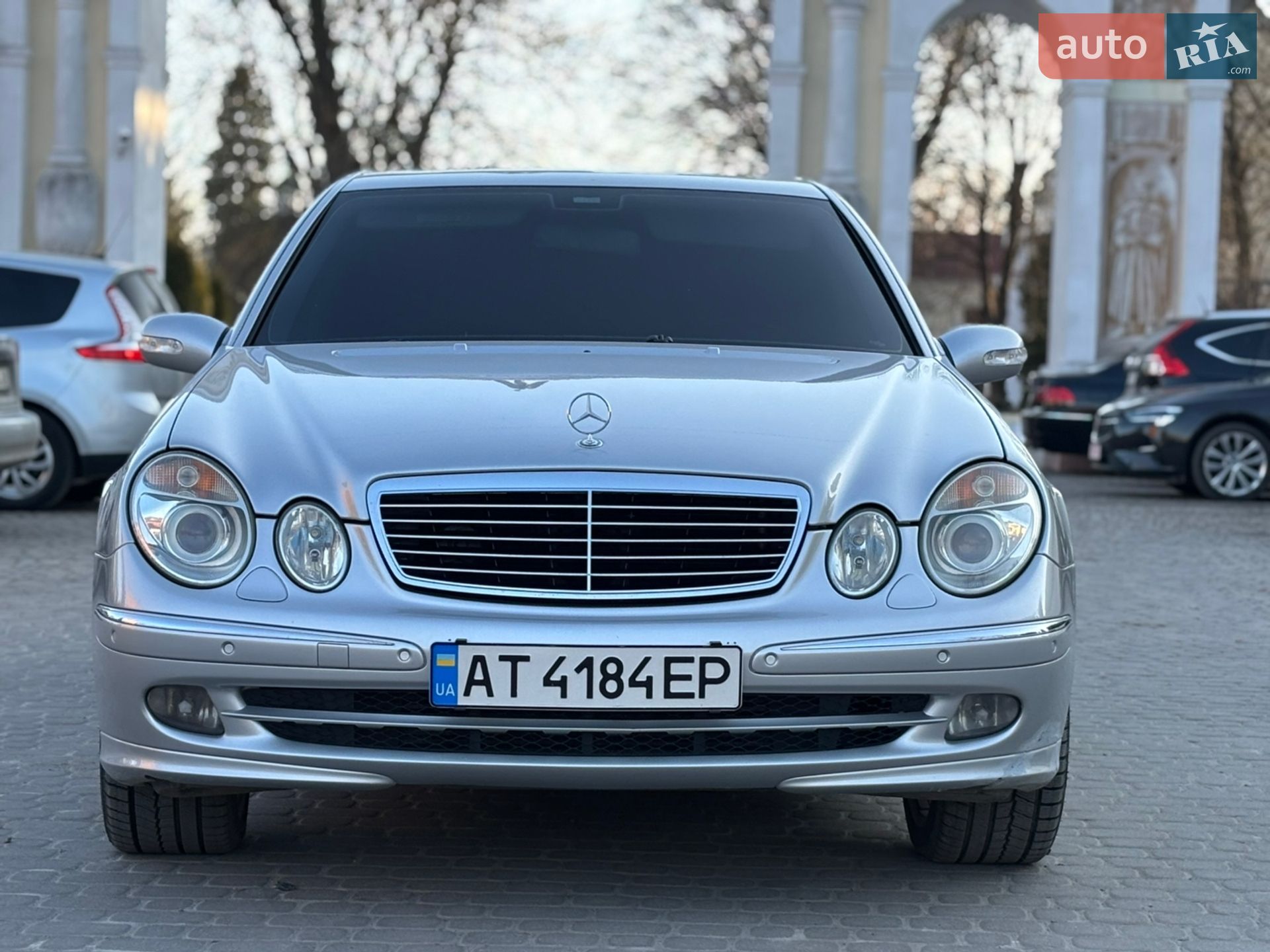 MERCEDES-BENZ E 220 2005