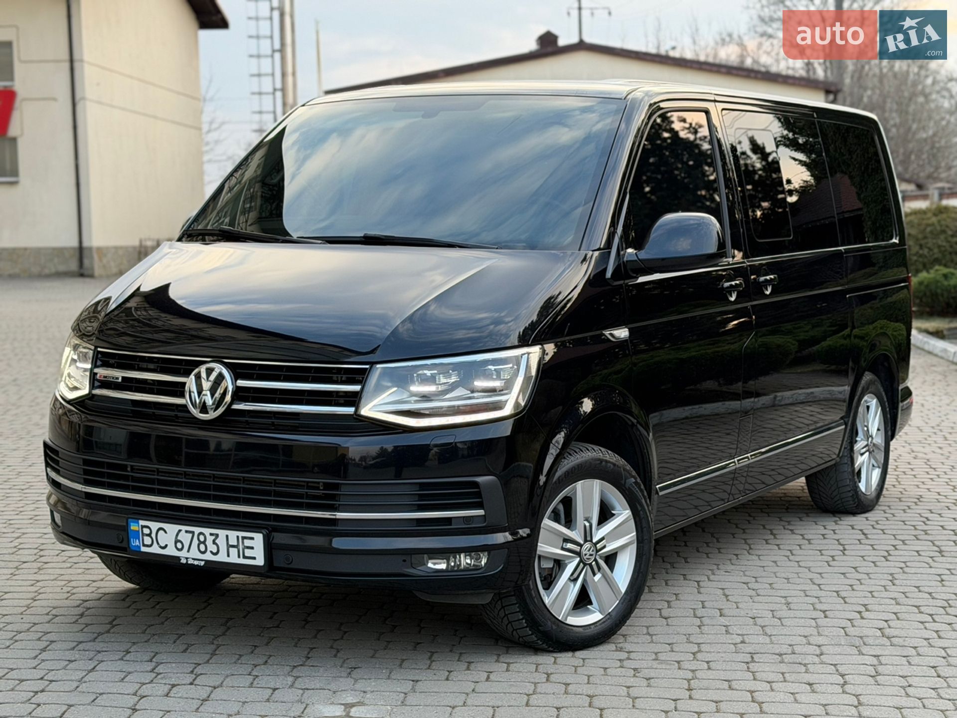 VOLKSWAGEN MULTIVAN-T6 2018