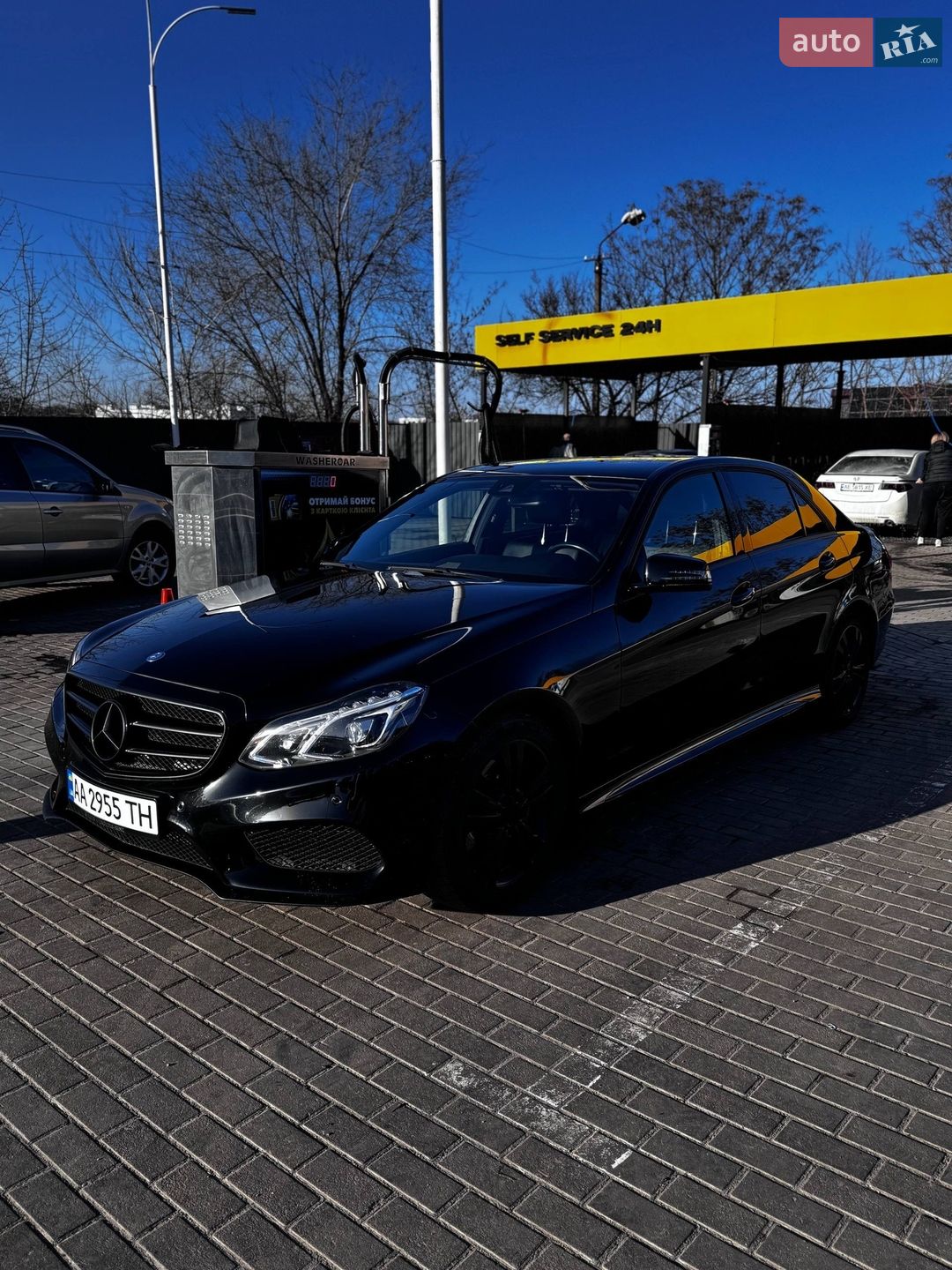 MERCEDES-BENZ E 350 2015