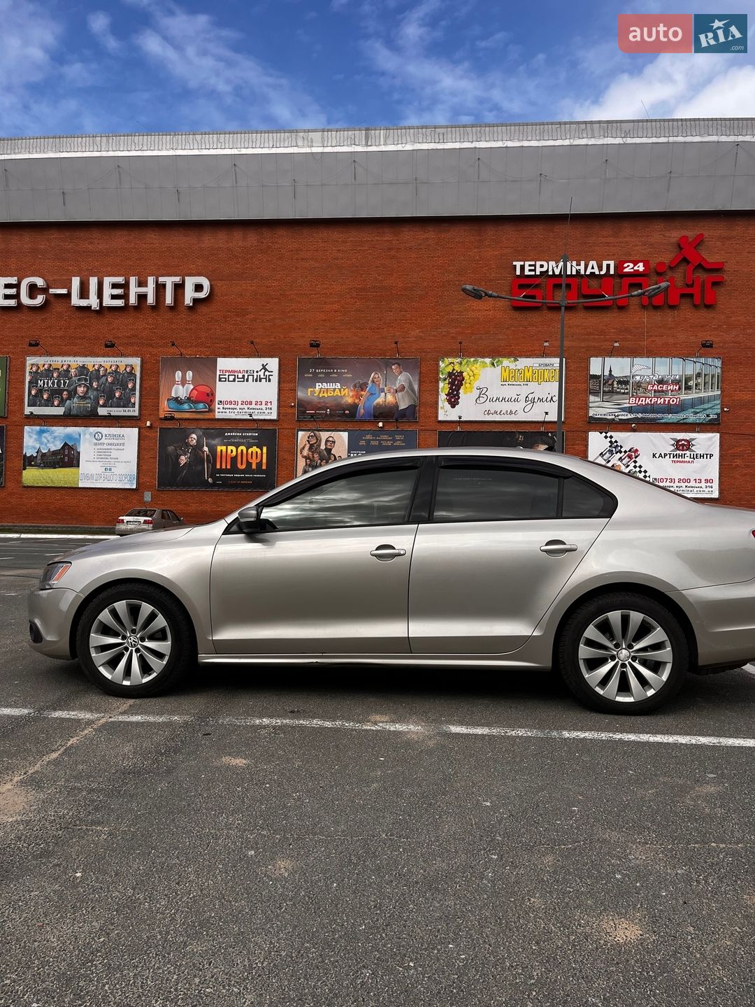 VOLKSWAGEN JETTA 2012