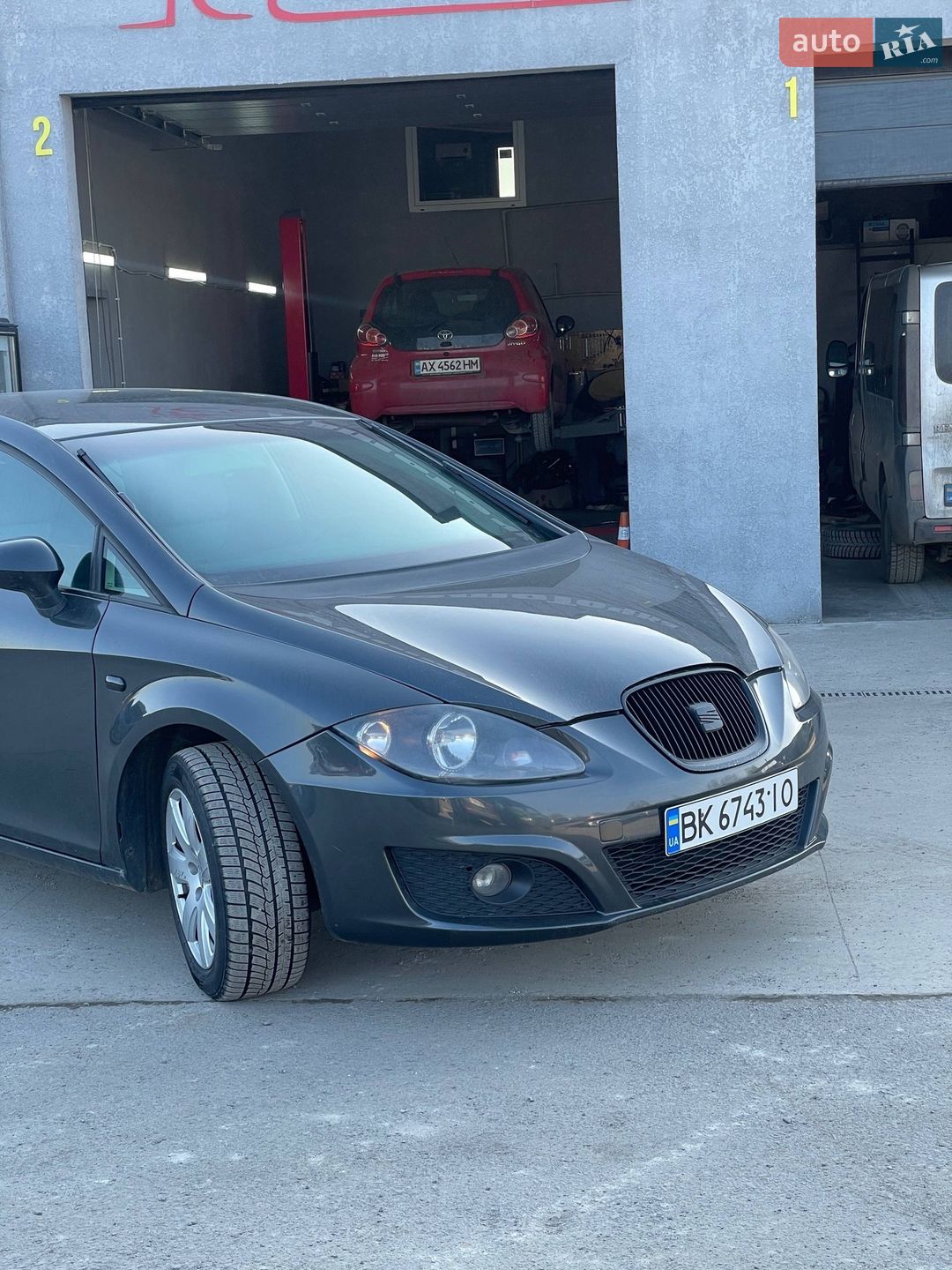 Головне фото звіту автомобіля SEAT LEON 2011