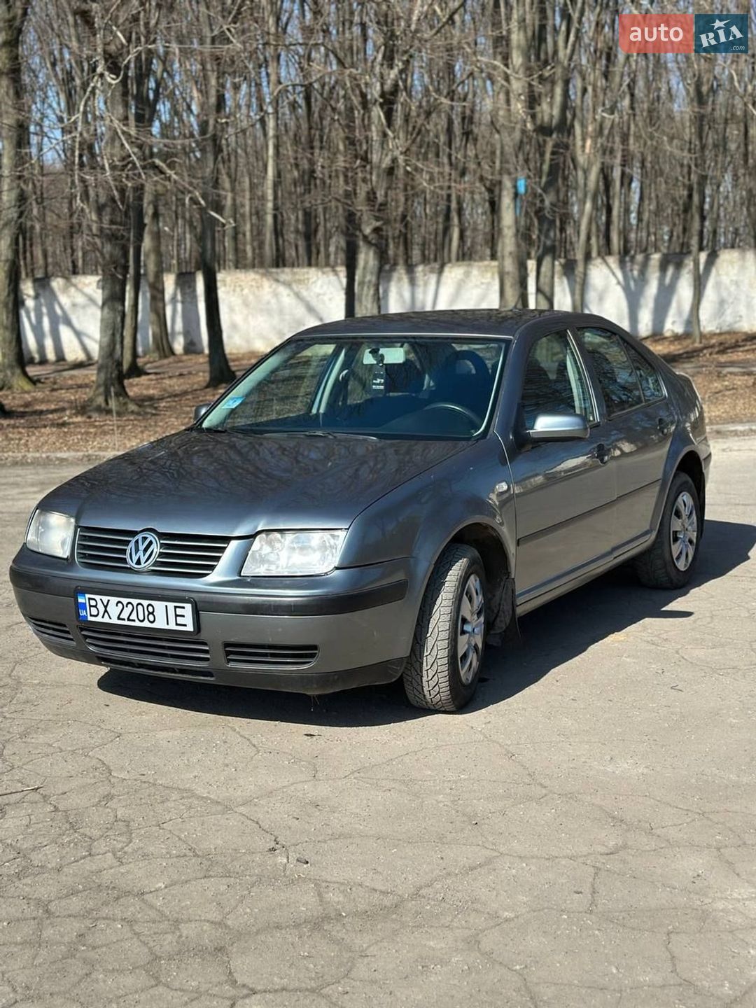 Головне фото звіту автомобіля VOLKSWAGEN BORA 2003