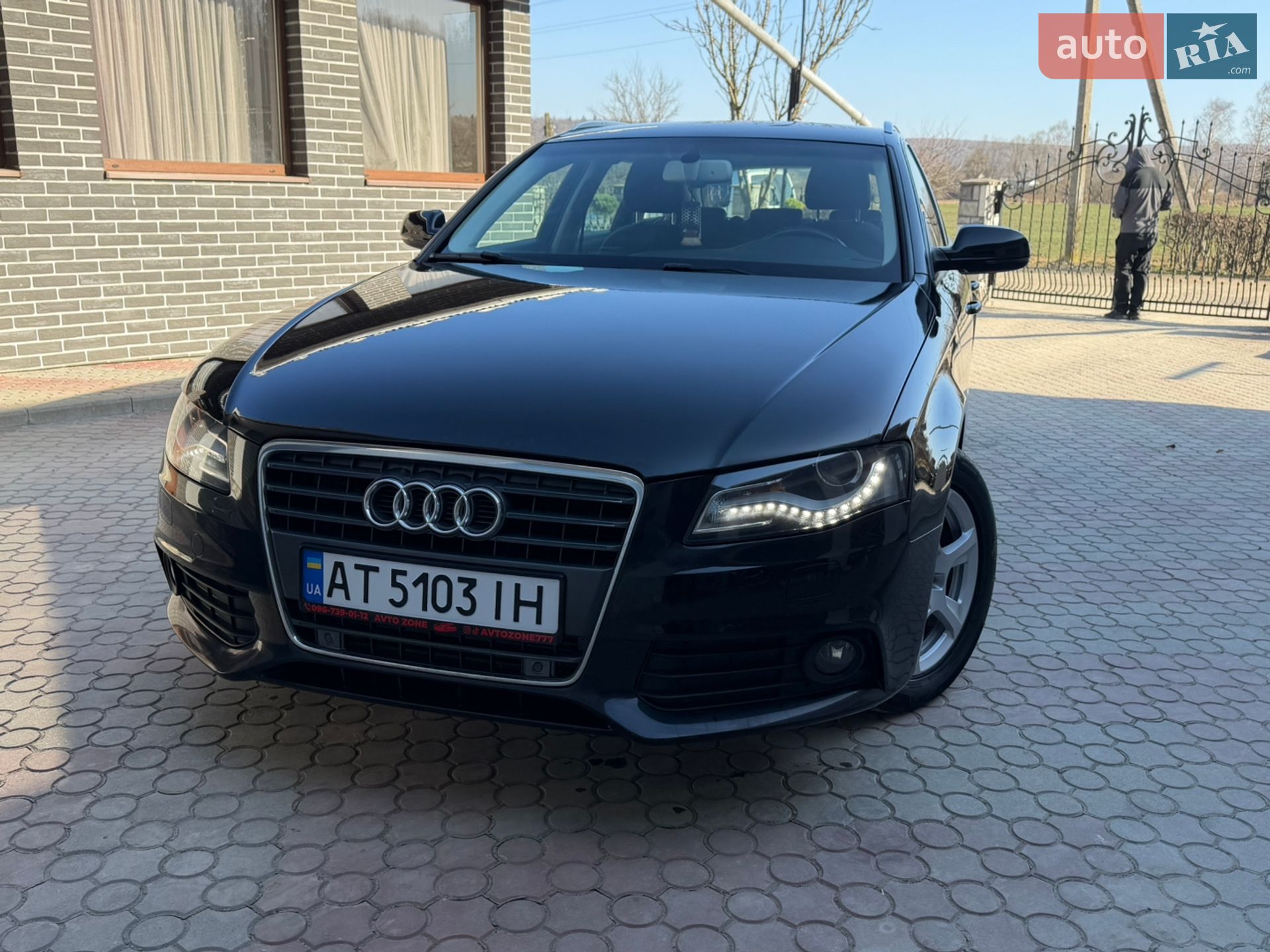 AUDI A4 2010