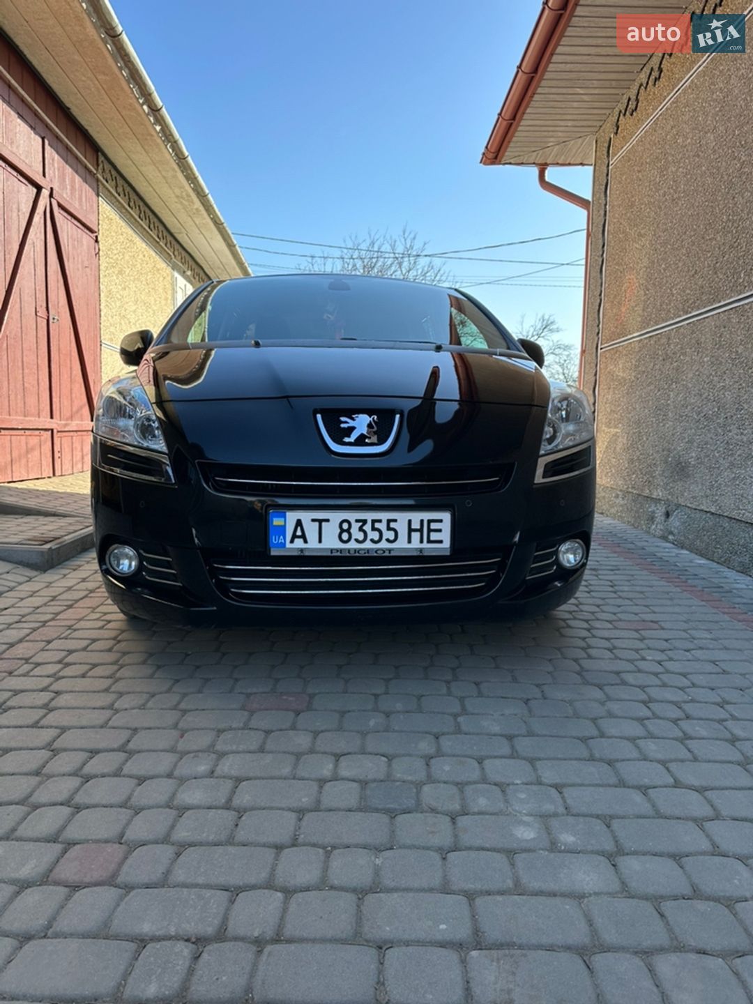 Головне фото звіту автомобіля PEUGEOT 5008 2012