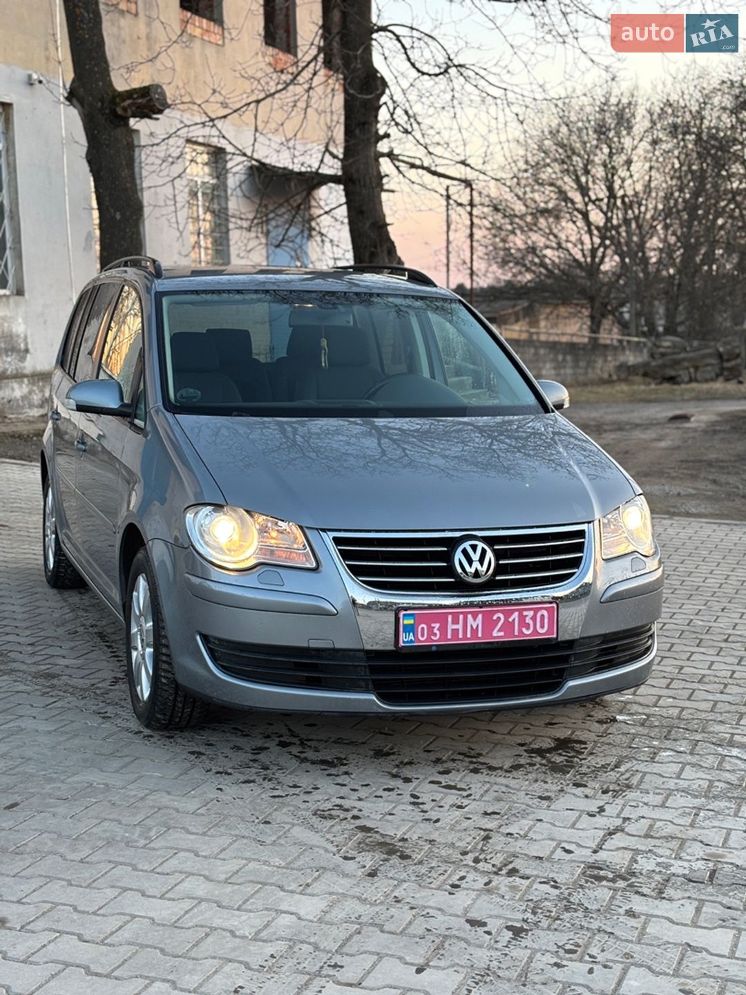 VOLKSWAGEN TOURAN 2008