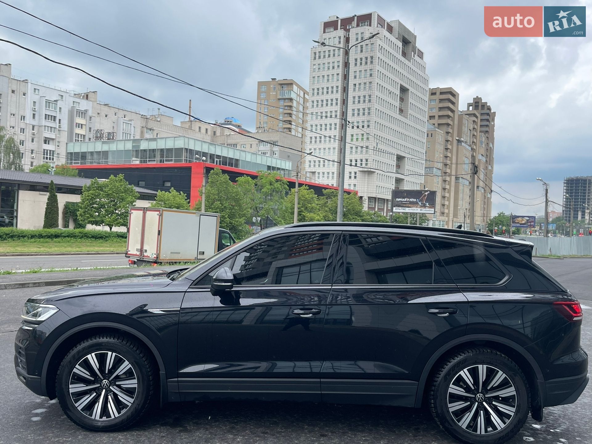 VOLKSWAGEN TOUAREG 2021