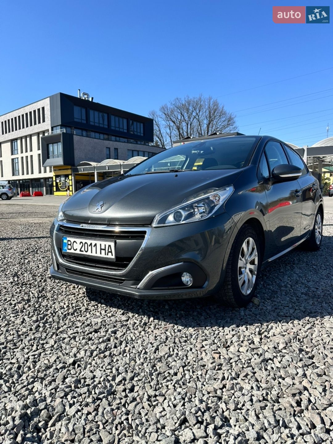 PEUGEOT 208 2017