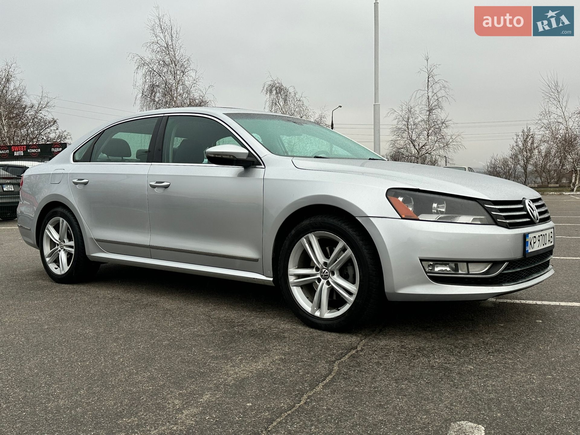 VOLKSWAGEN PASSAT 2012