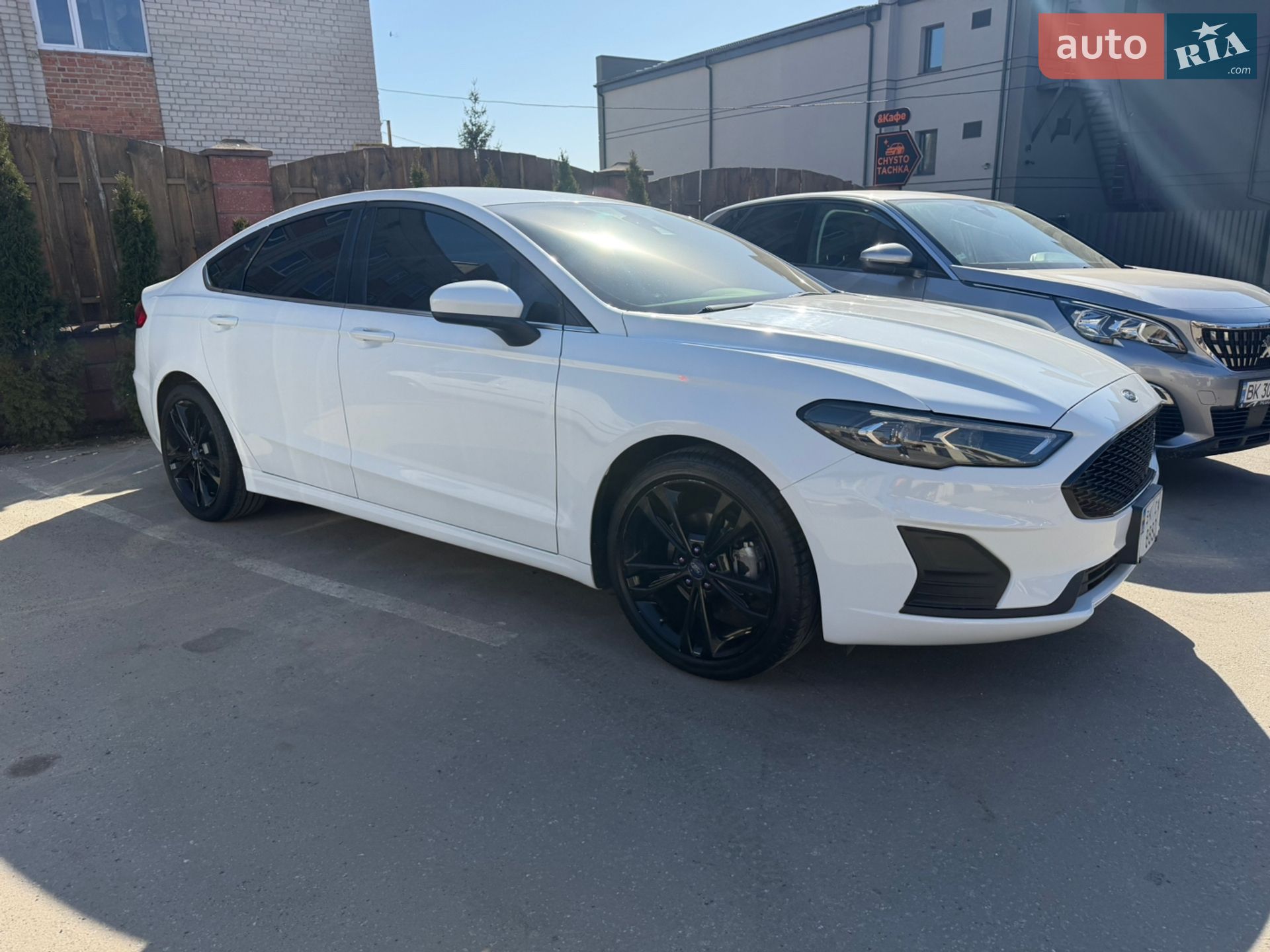 Головне фото звіту автомобіля FORD FUSION 2019