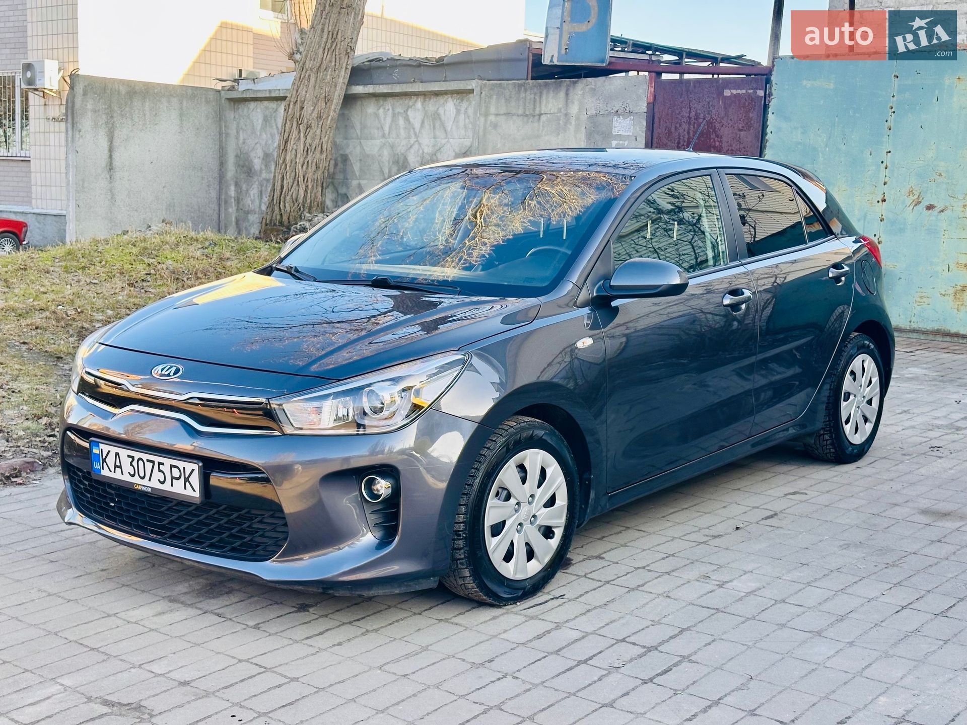 KIA RIO 2018