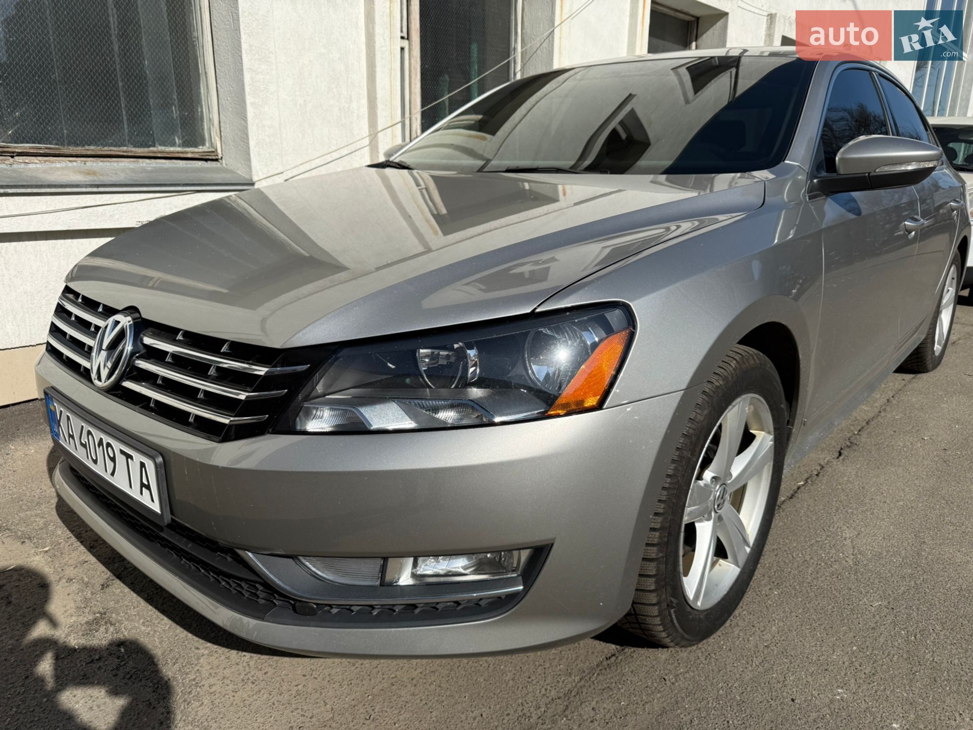 VOLKSWAGEN PASSAT 2012