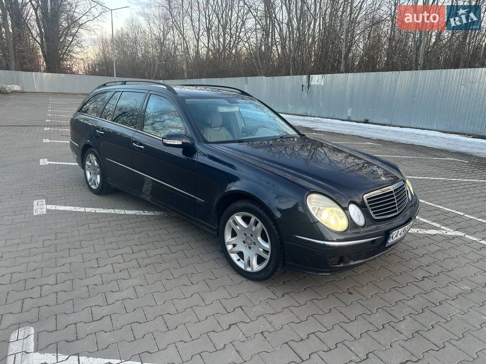 MERCEDES-BENZ E 280 2004