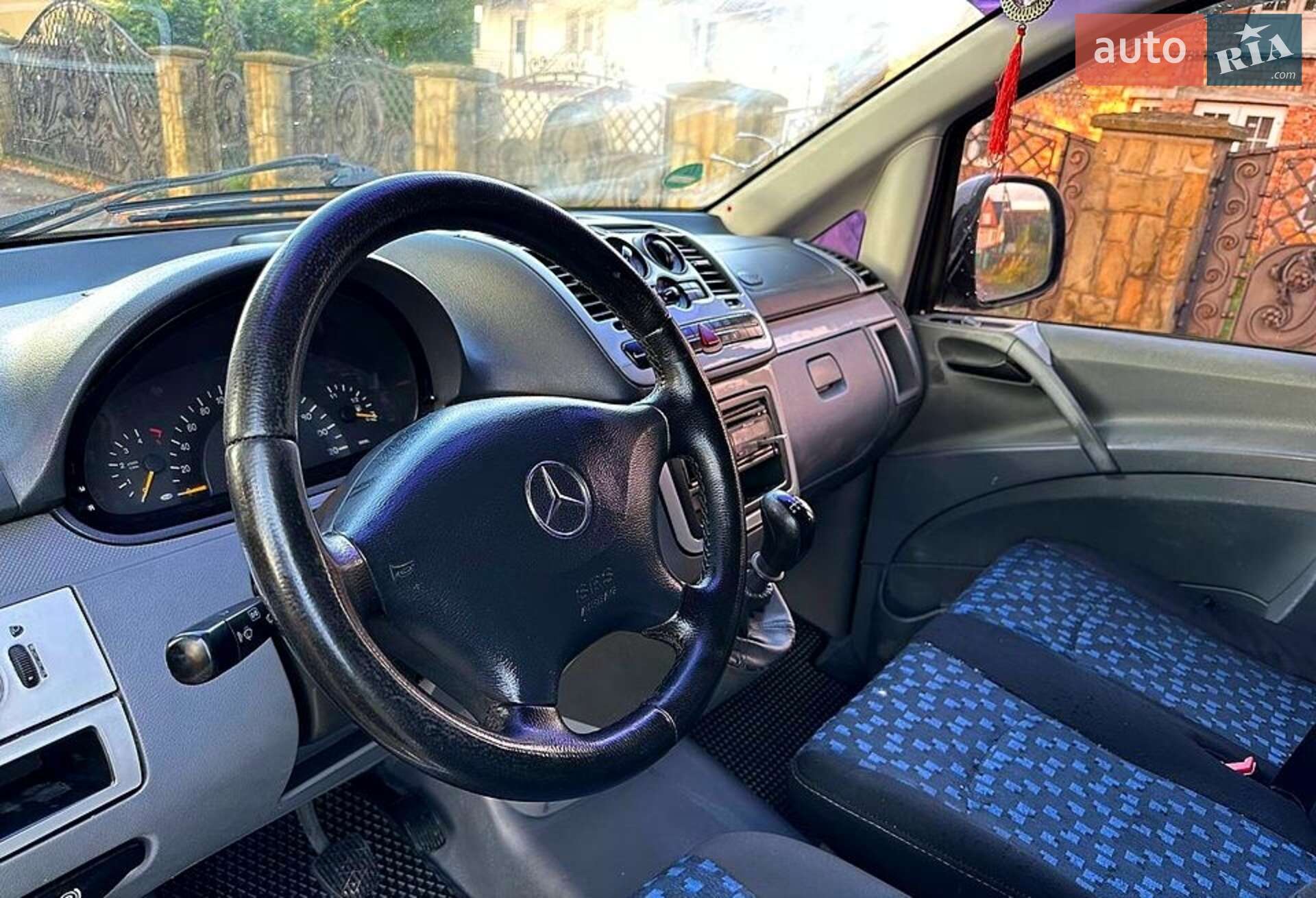 MERCEDES-BENZ 111CDI 2005