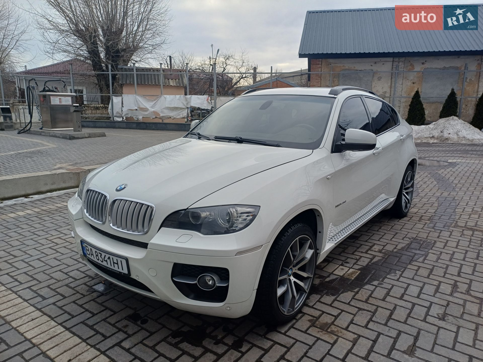 BMW X6 2011