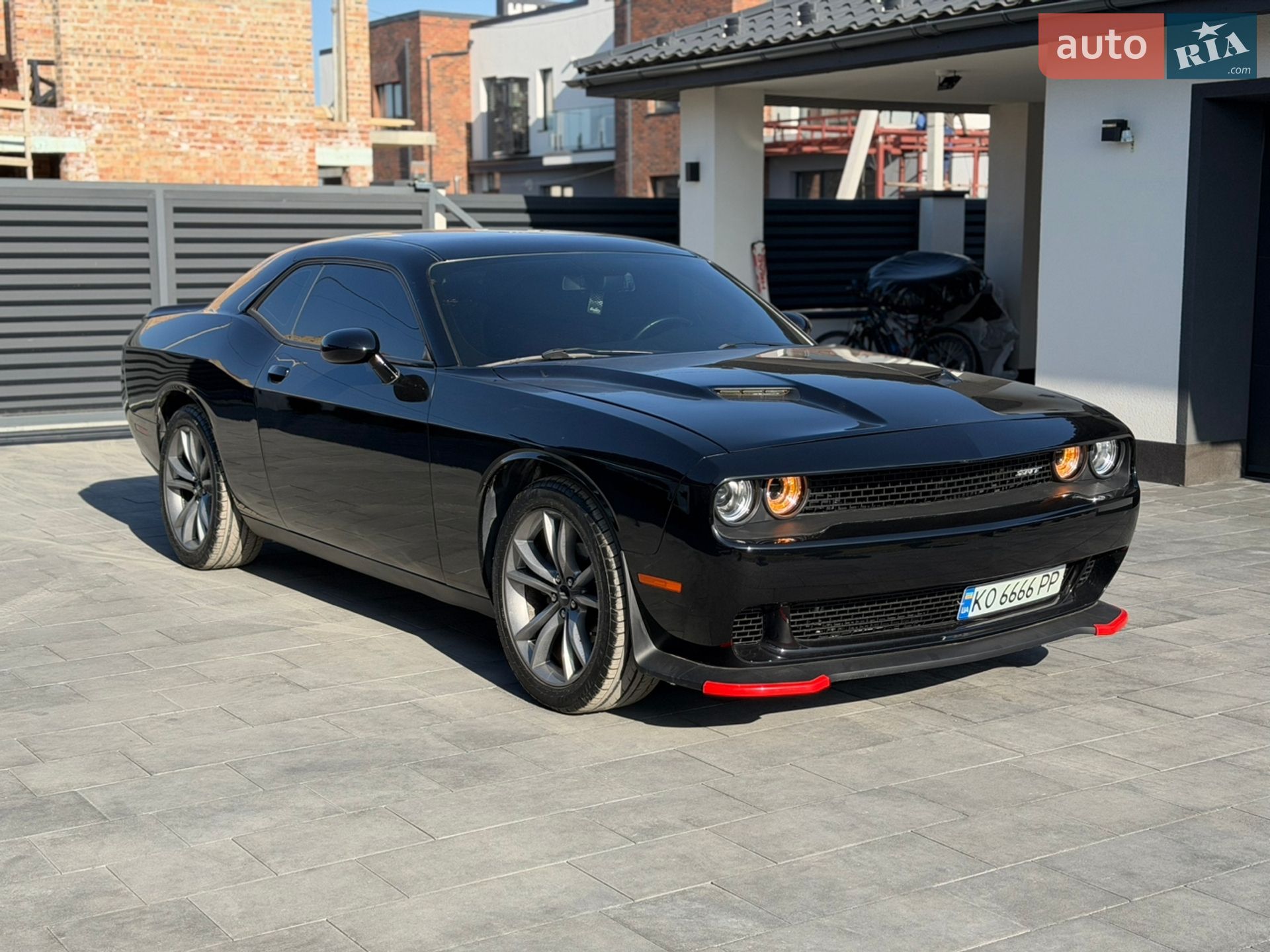 Головне фото звіту автомобіля DODGE CHALLENGER 2017