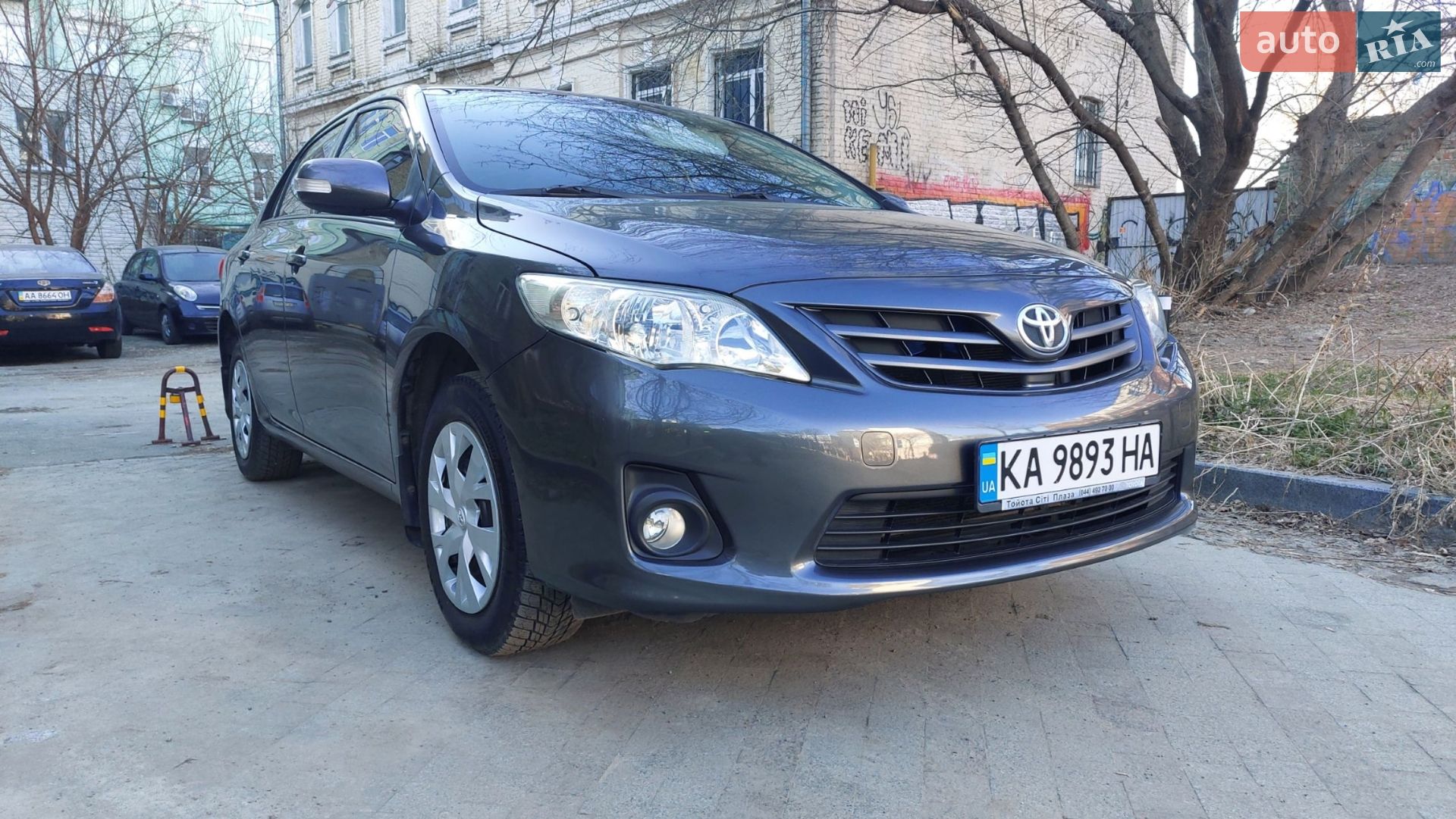 TOYOTA COROLLA 2012