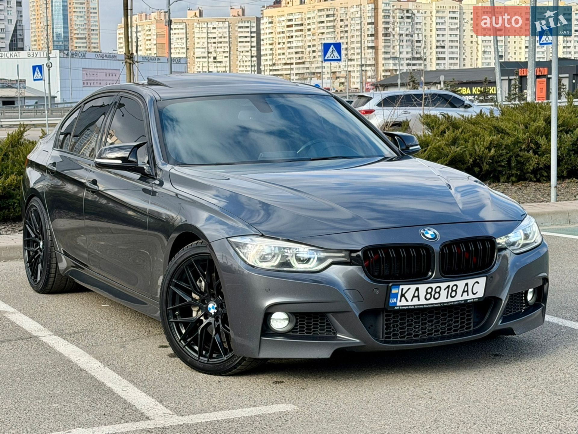 Головне фото звіту автомобіля BMW 335I 2014