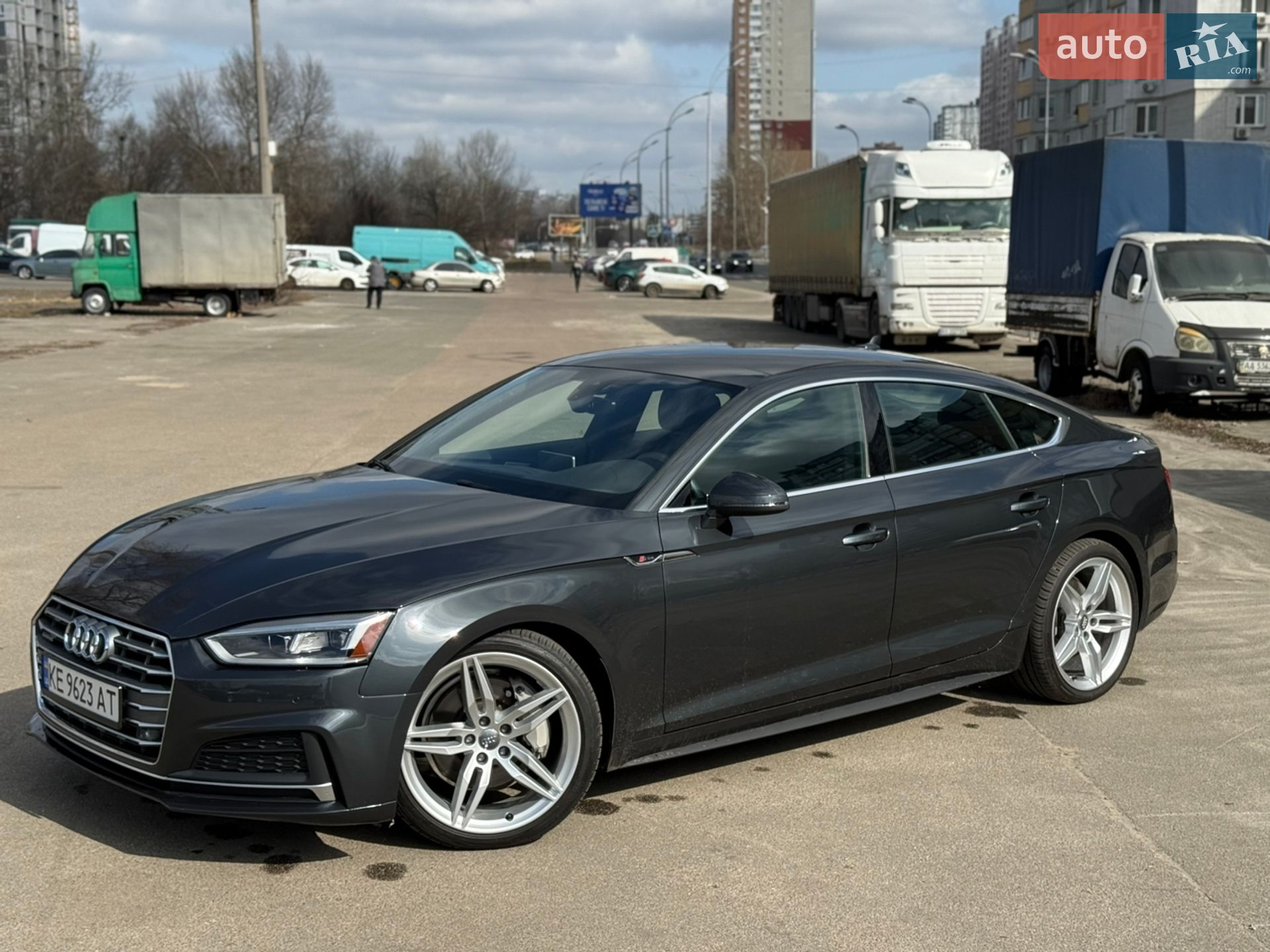 Головне фото звіту автомобіля AUDI A5 2019