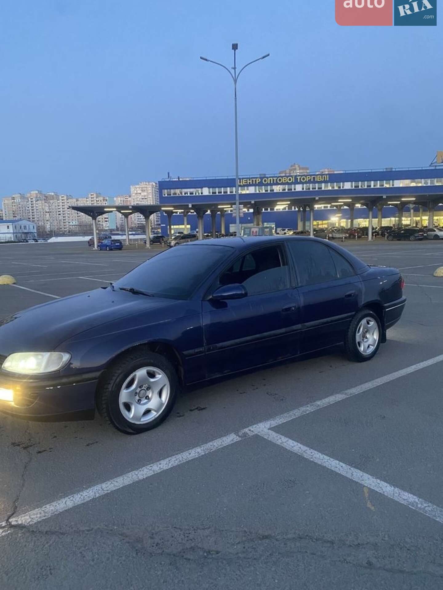 Головне фото звіту автомобіля OPEL OMEGA 1998