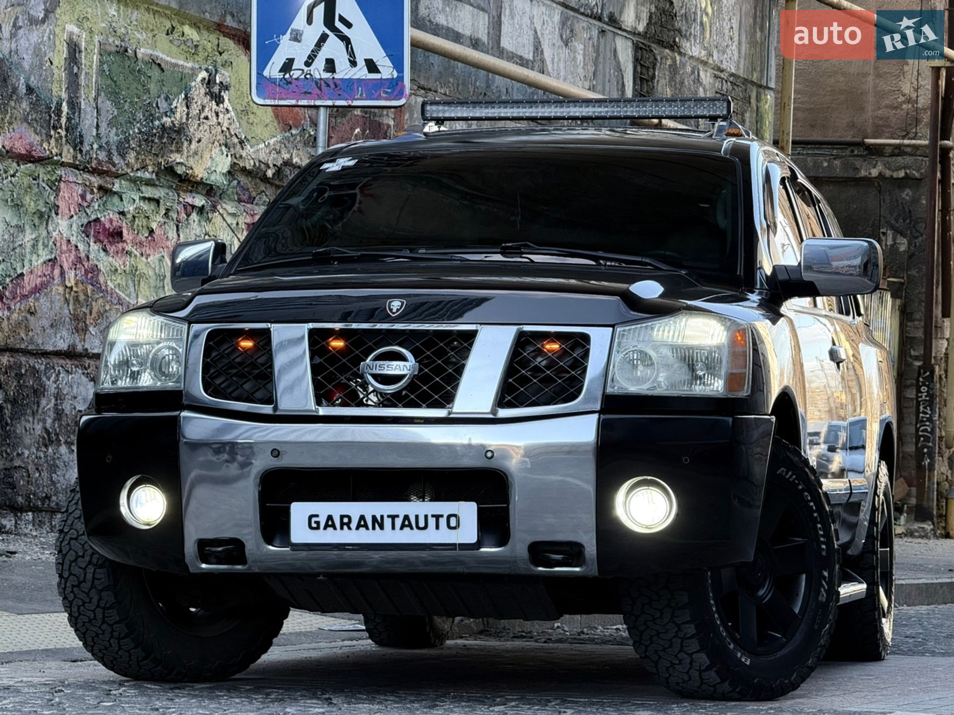 NISSAN ARMADA