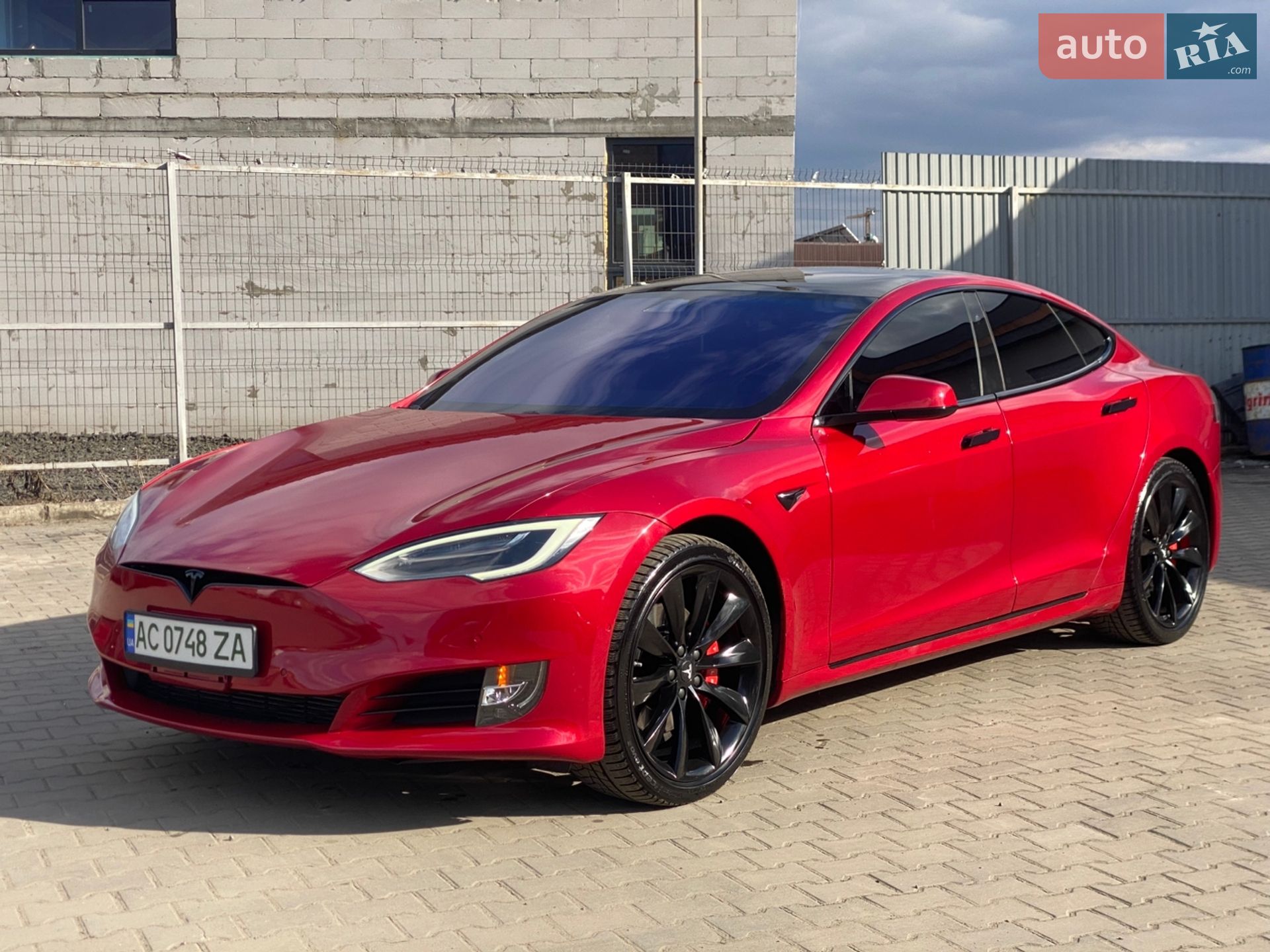 TESLA MODEL S 2020
