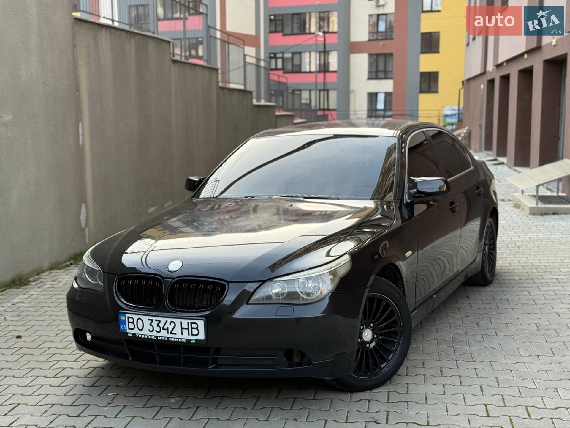 Головне фото звіту автомобіля BMW 525I 2005