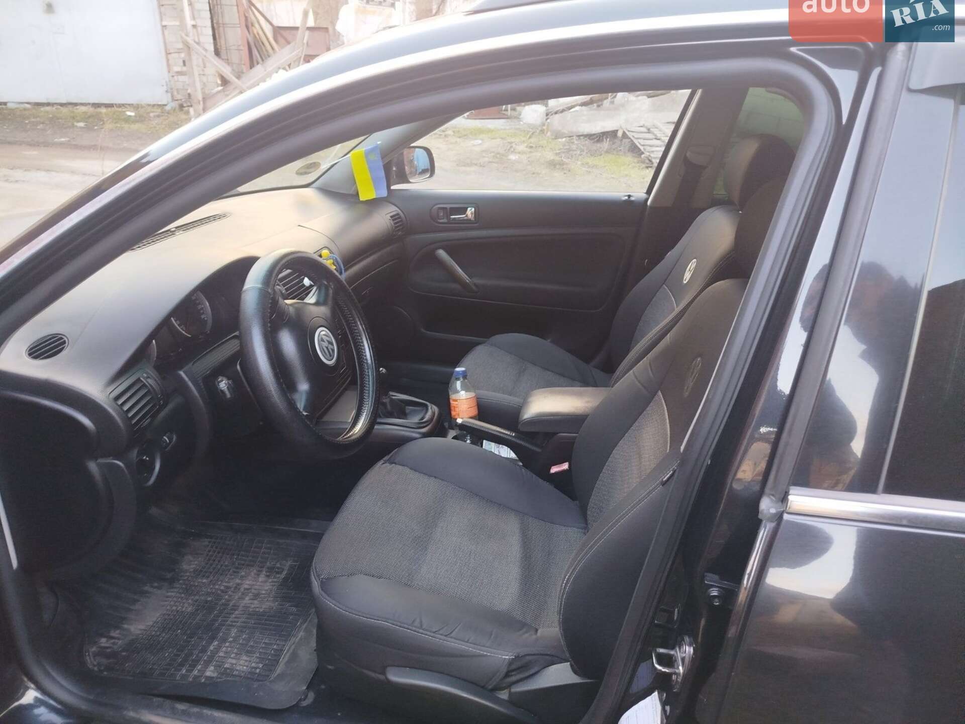 VOLKSWAGEN PASSAT 2003
