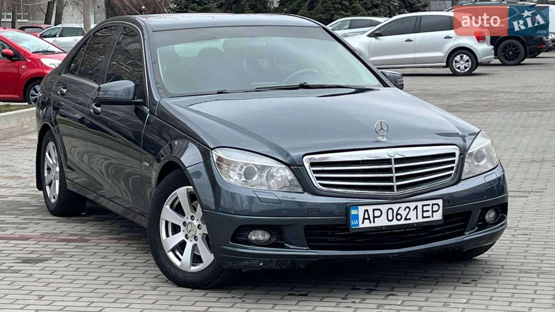 MERCEDES-BENZ C 200 2010