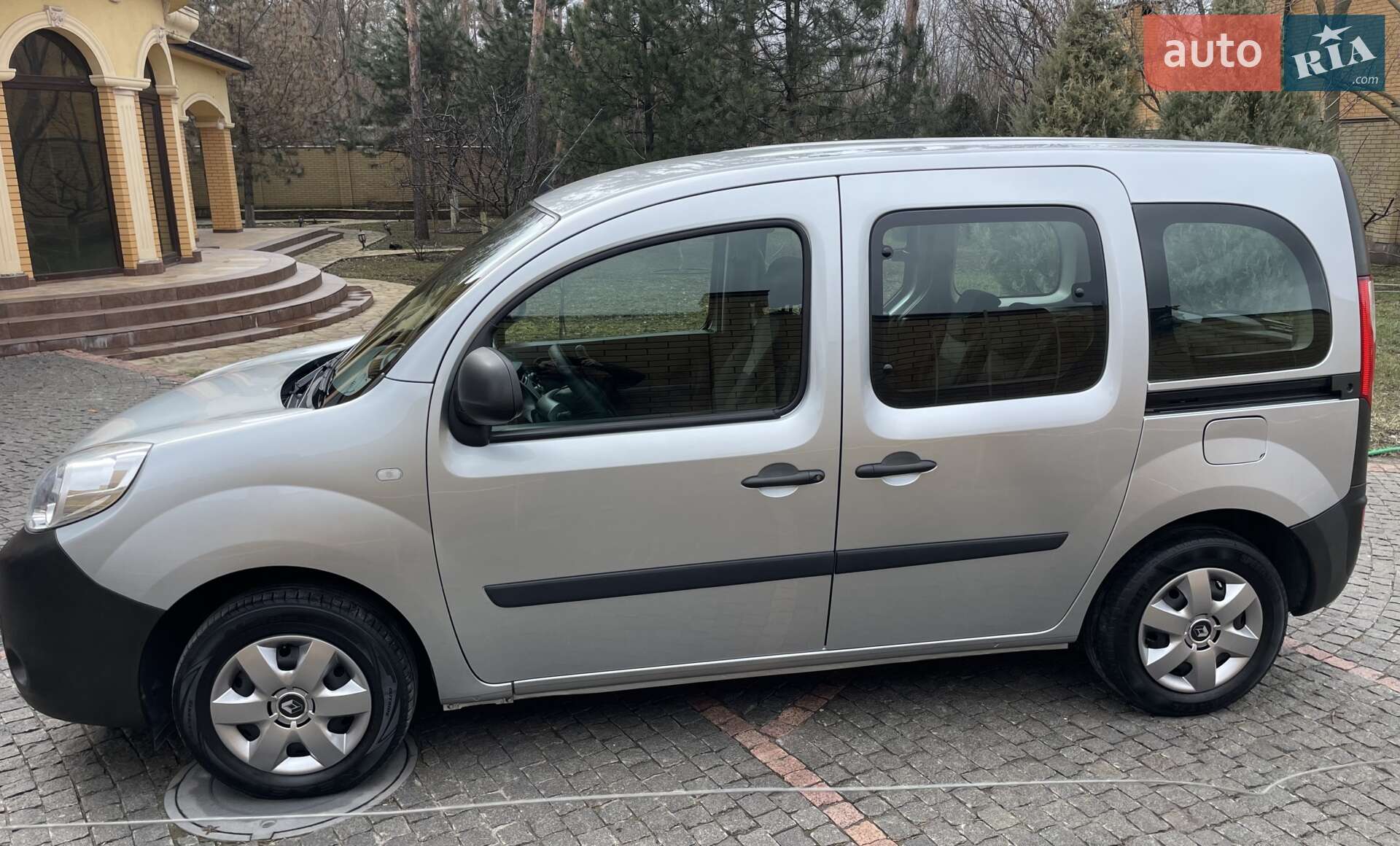 RENAULT KANGOO 2020