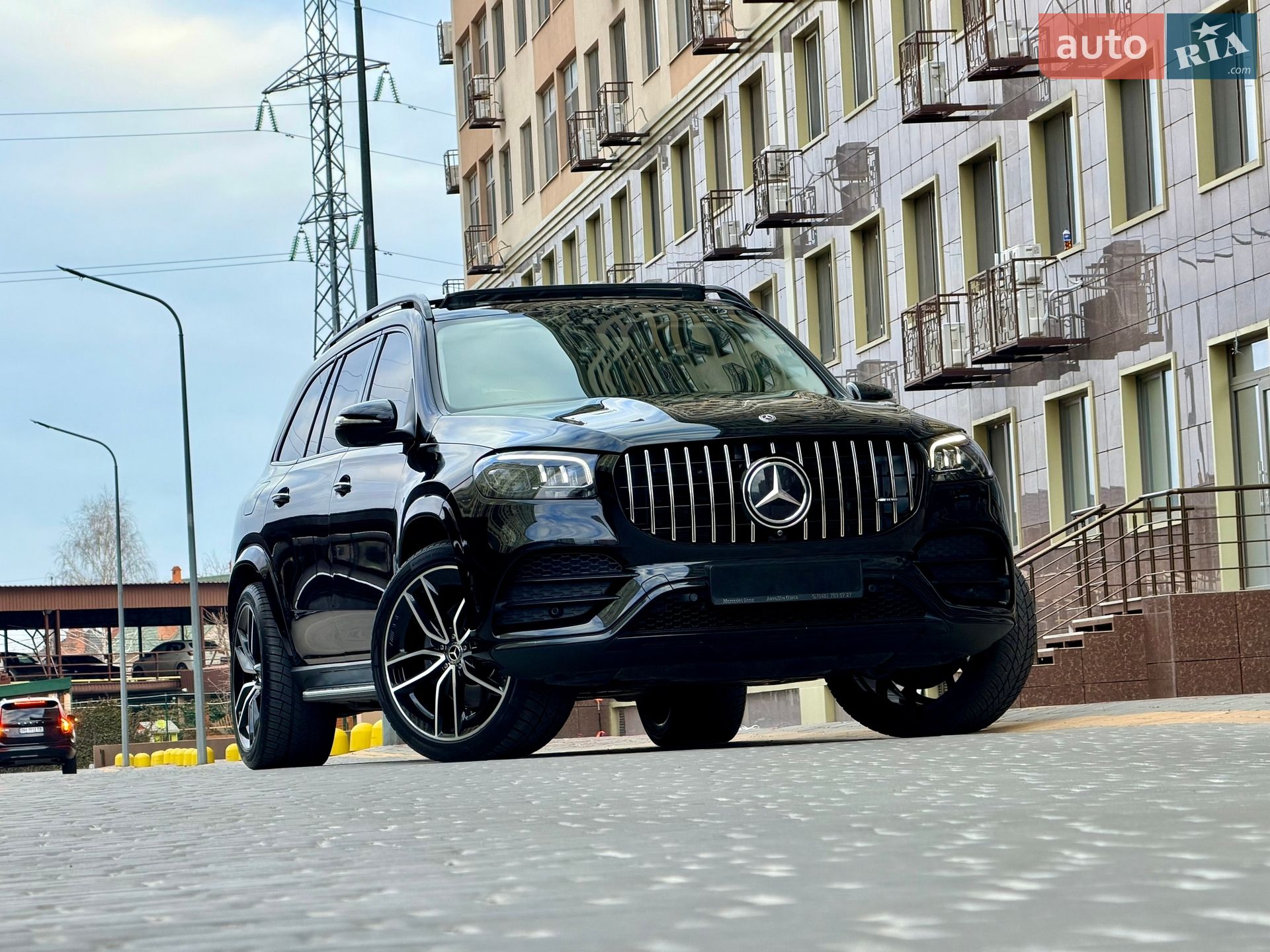 MERCEDES-BENZ GLS 400
