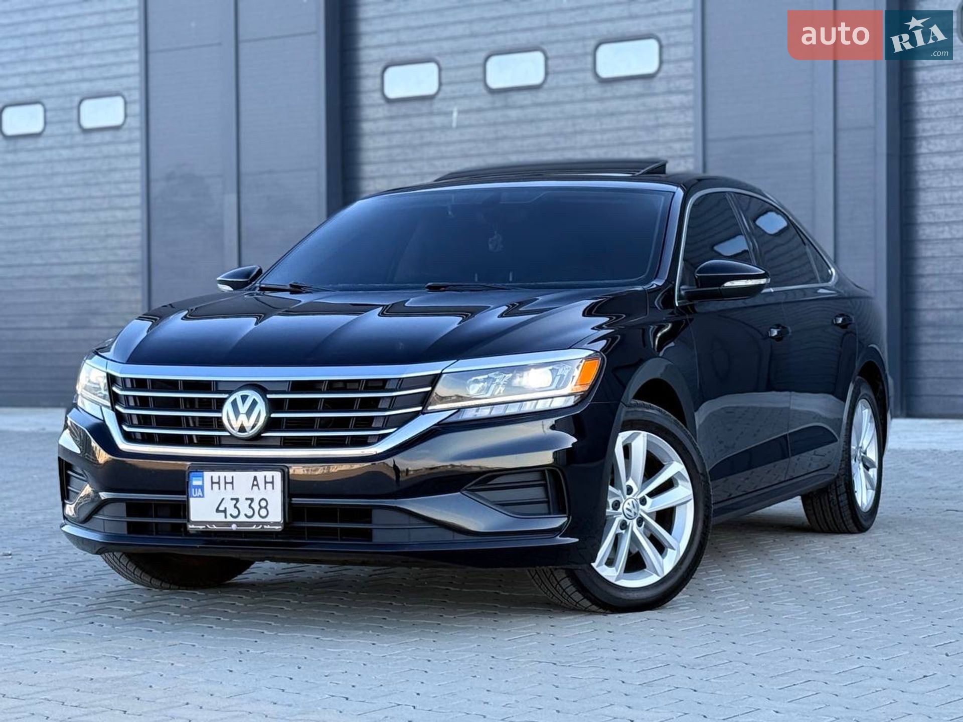 VOLKSWAGEN PASSAT 2021