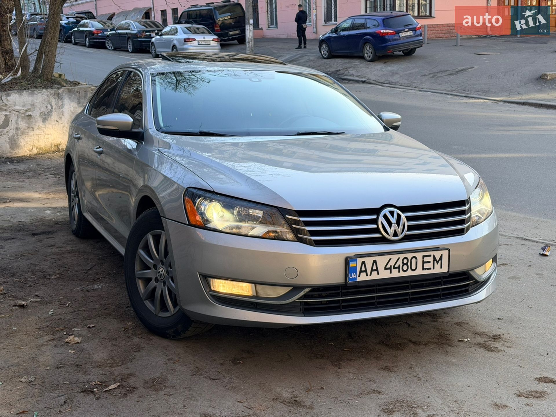 VOLKSWAGEN PASSAT 2013
