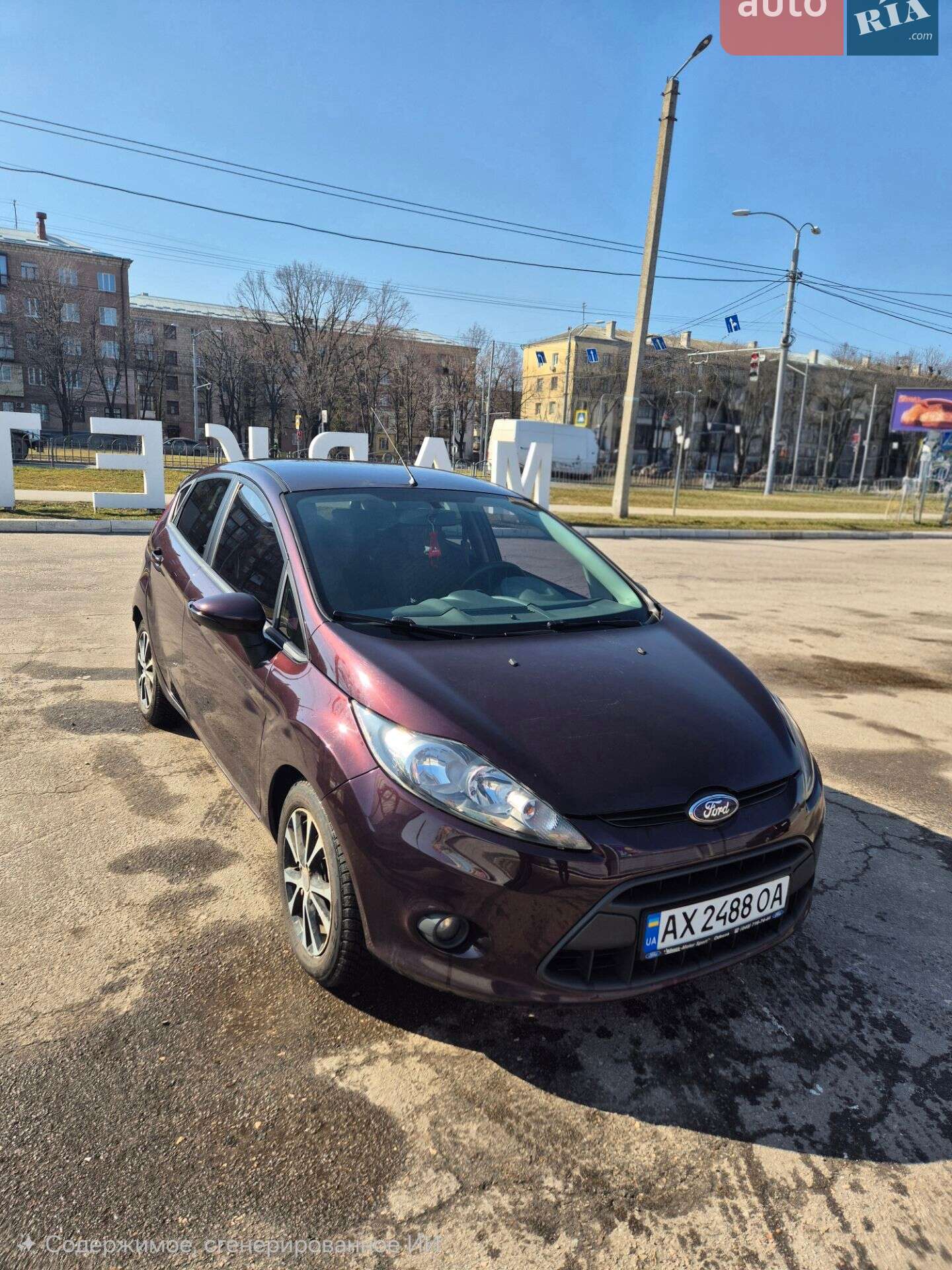 Головне фото звіту автомобіля FORD FIESTA 2011