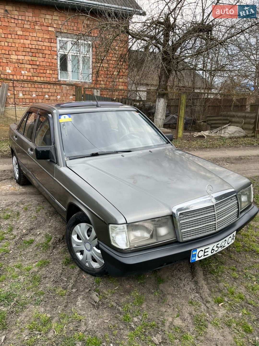 MERCEDES-BENZ 190 1984