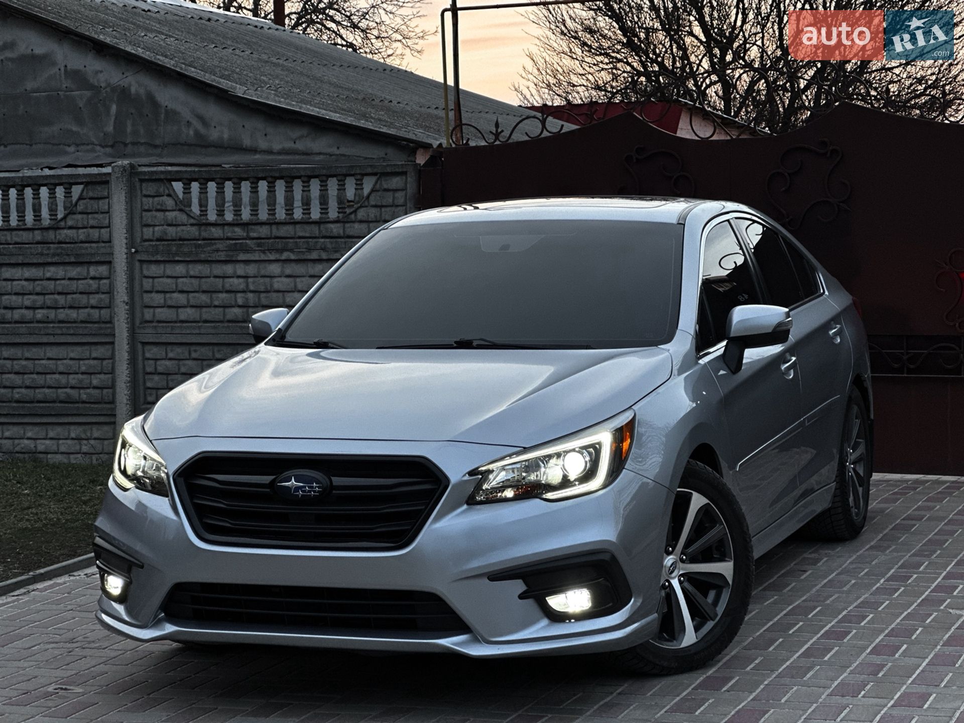SUBARU LEGACY 2015