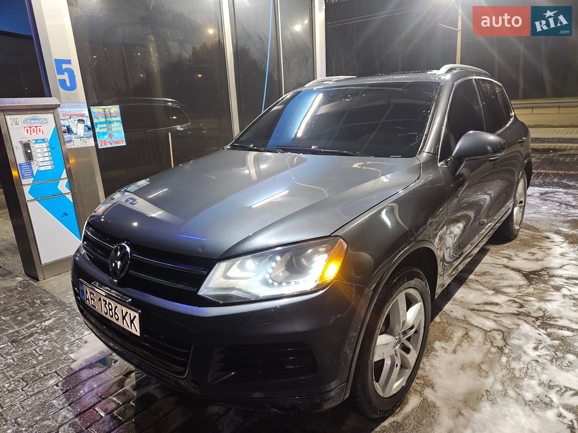 VOLKSWAGEN TOUAREG 2011