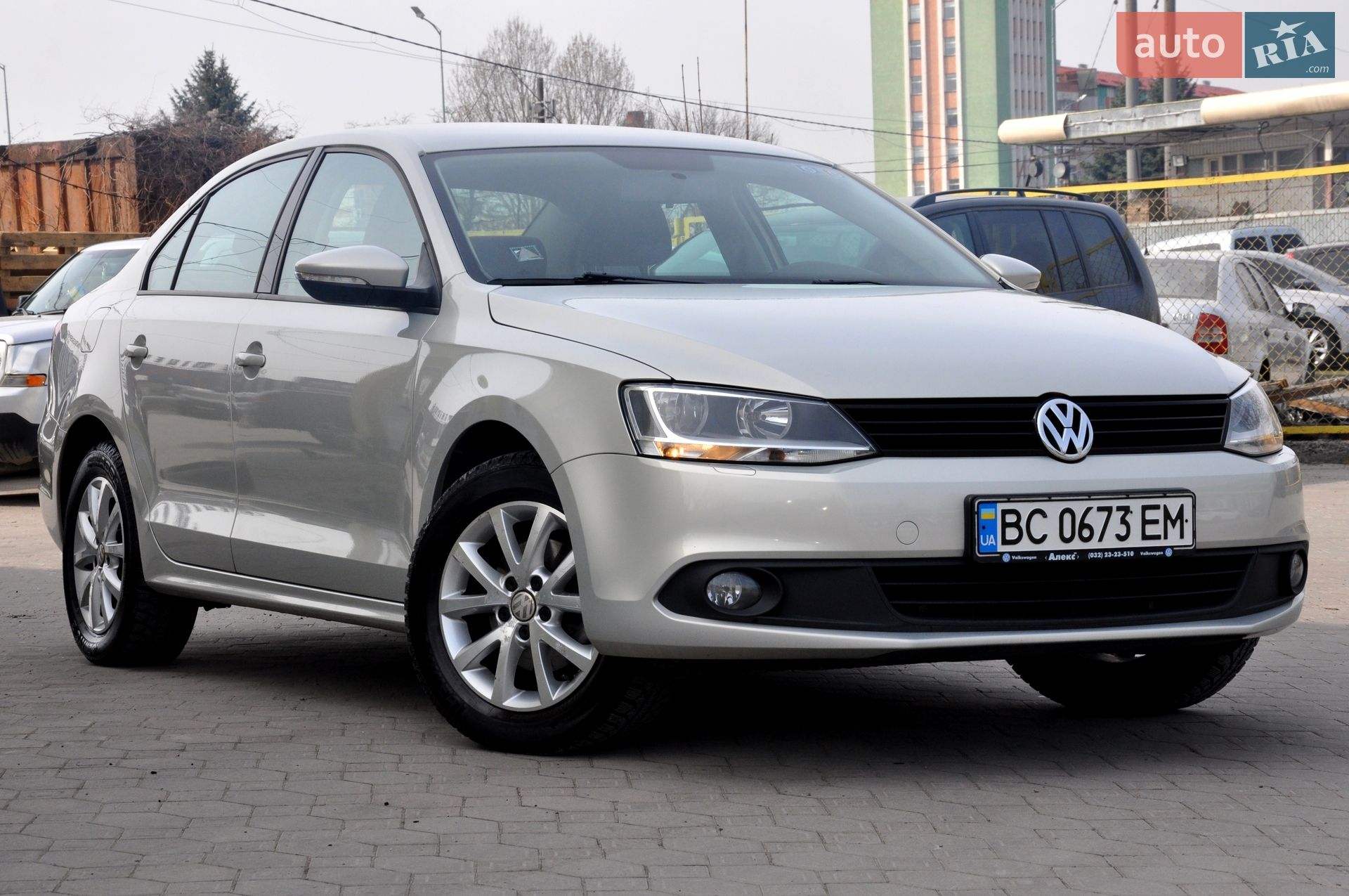 VOLKSWAGEN JETTA 2011